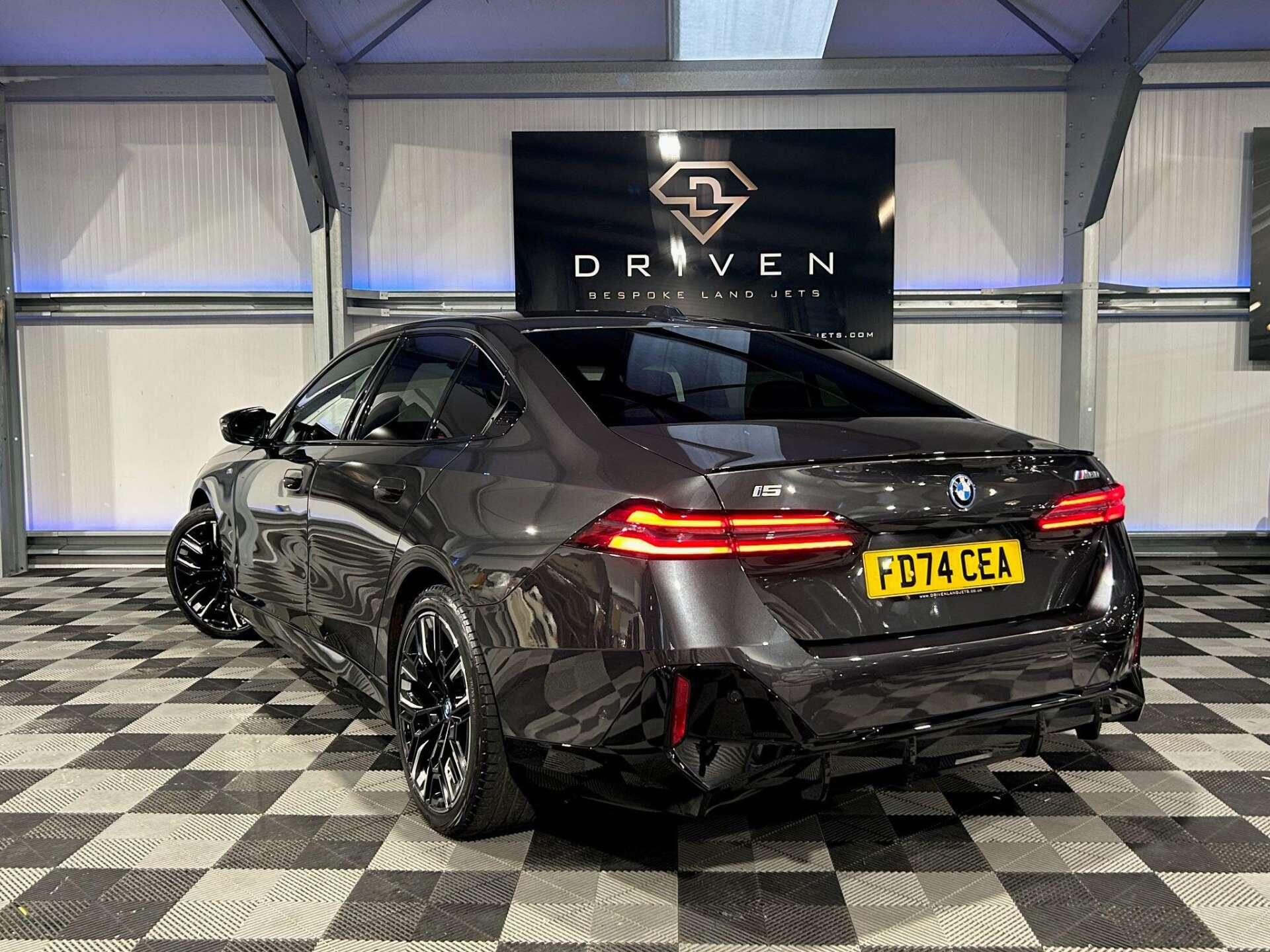 BMW I5 view 9