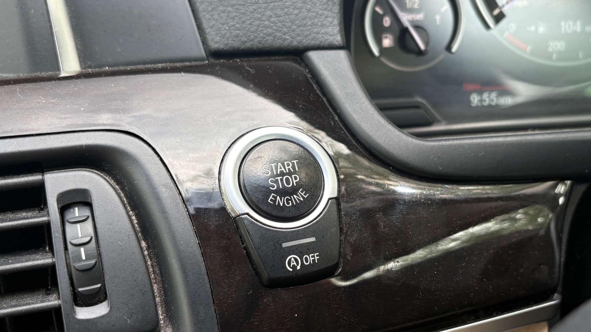BMW 5 Series view 34