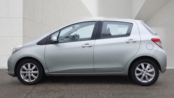 Toyota Yaris view 6
