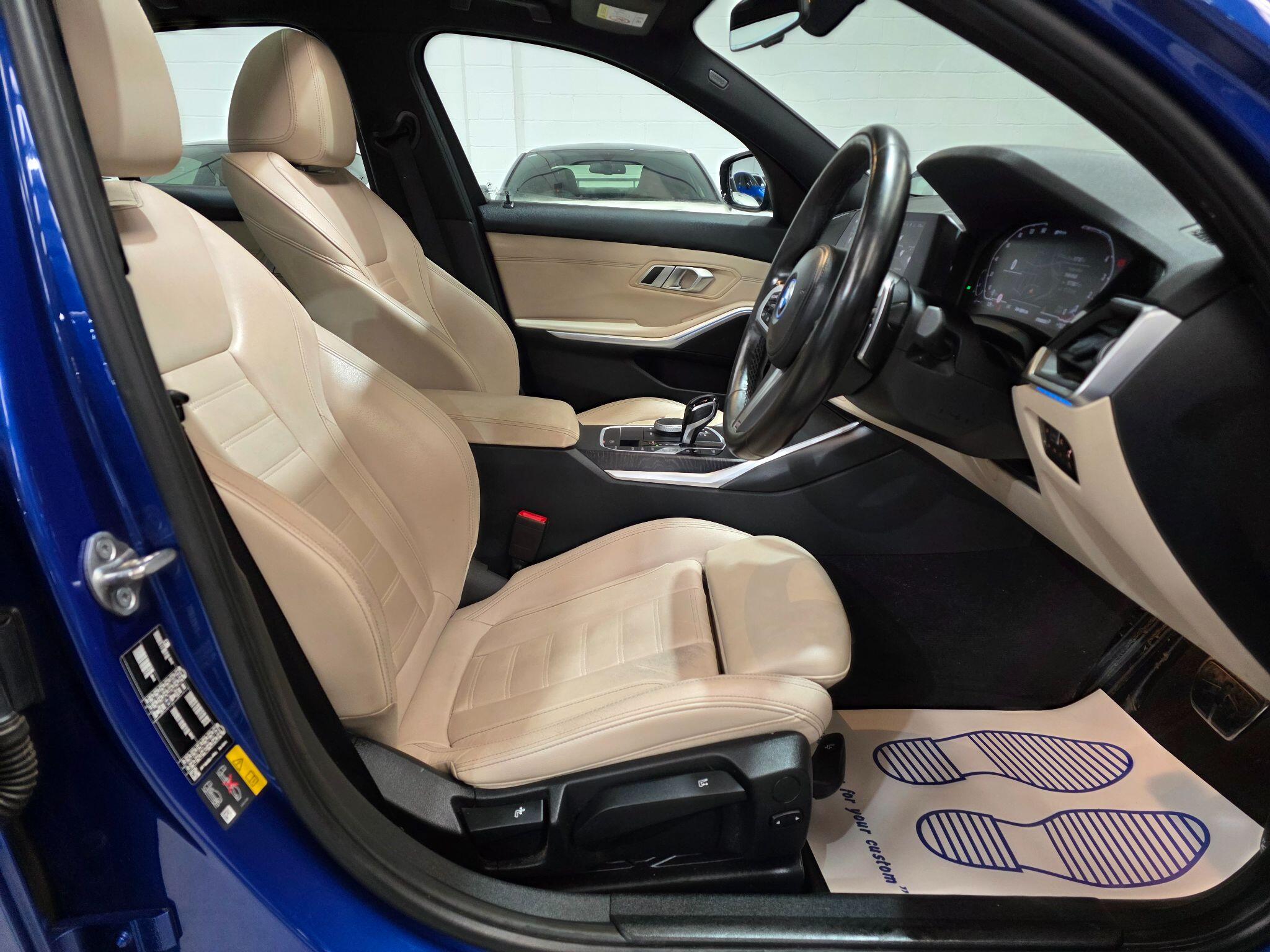 BMW 3 Series view 6