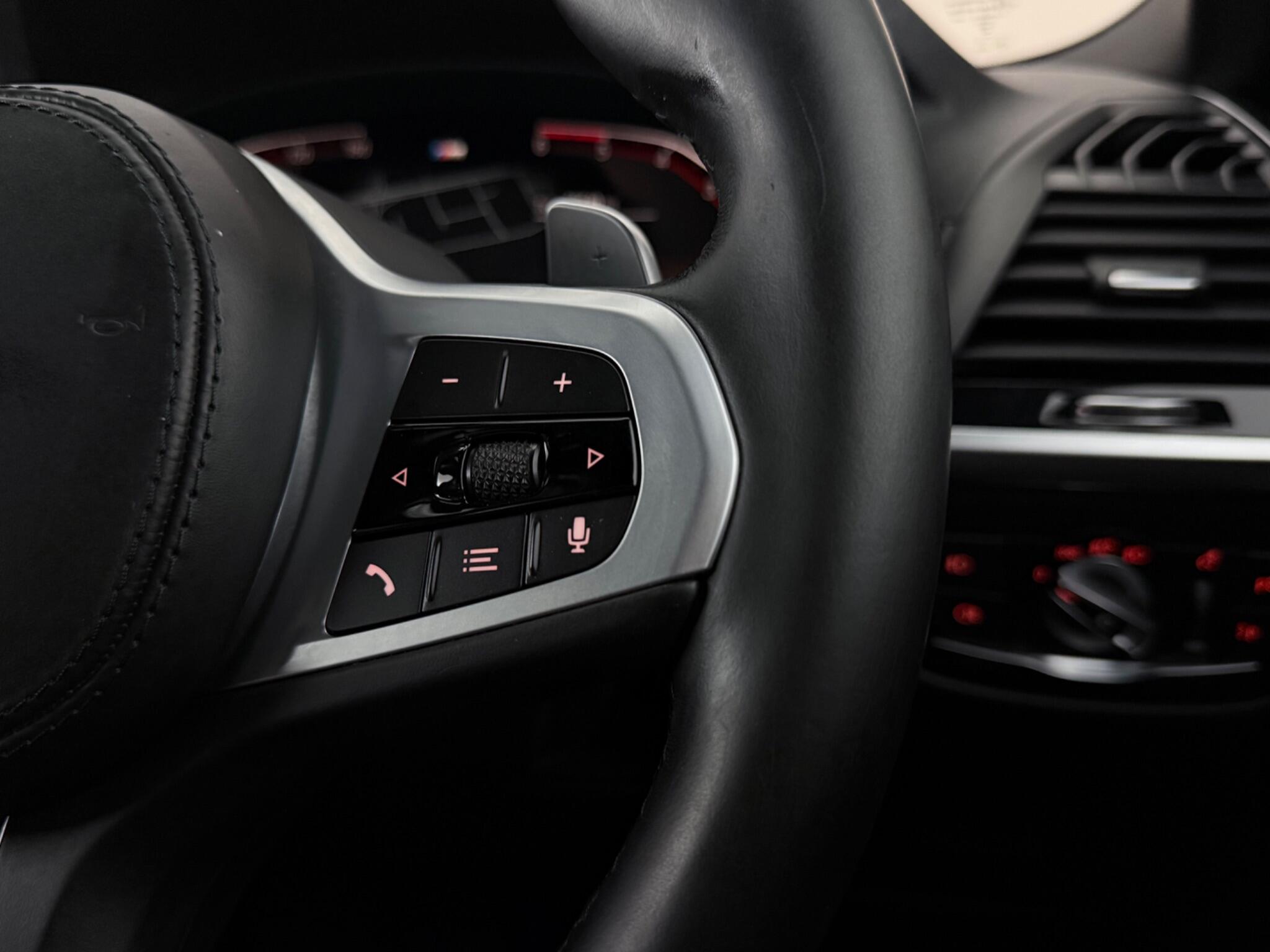 BMW X3 view 16