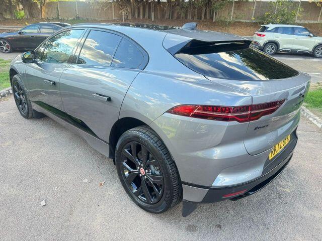 Jaguar I-Pace view 36