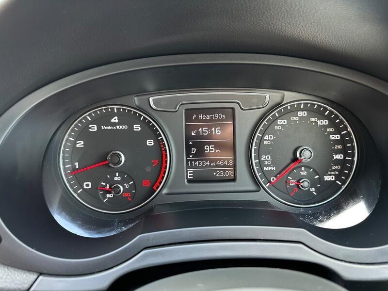 Audi Q3 view 17