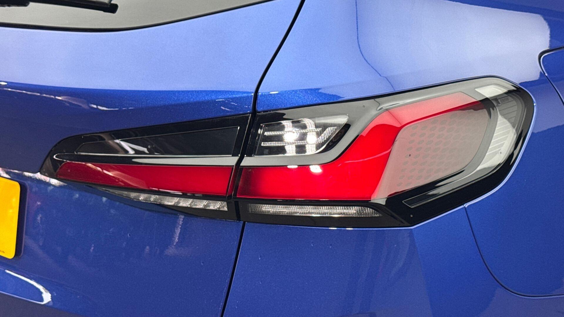 BMW 2 Series view 22