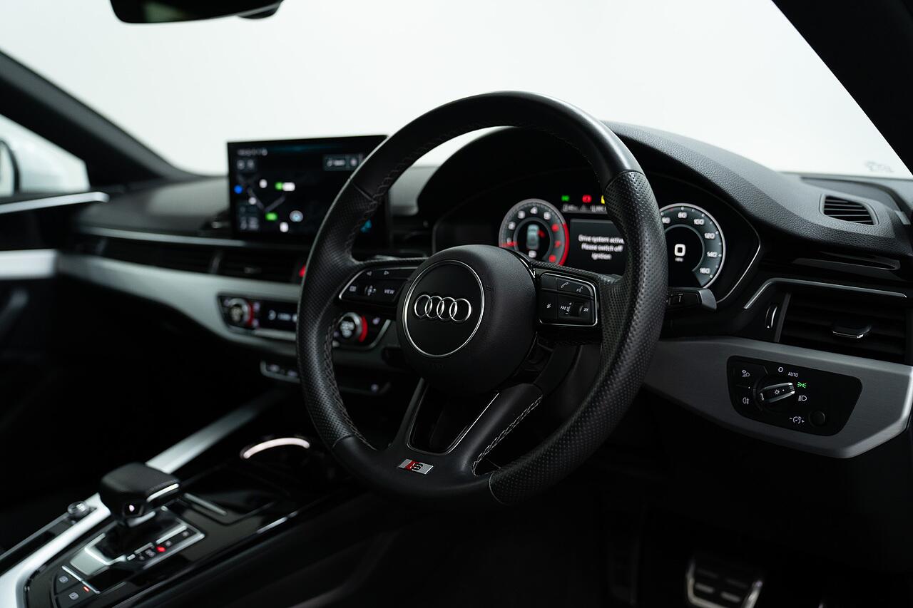 Audi A5 view 2