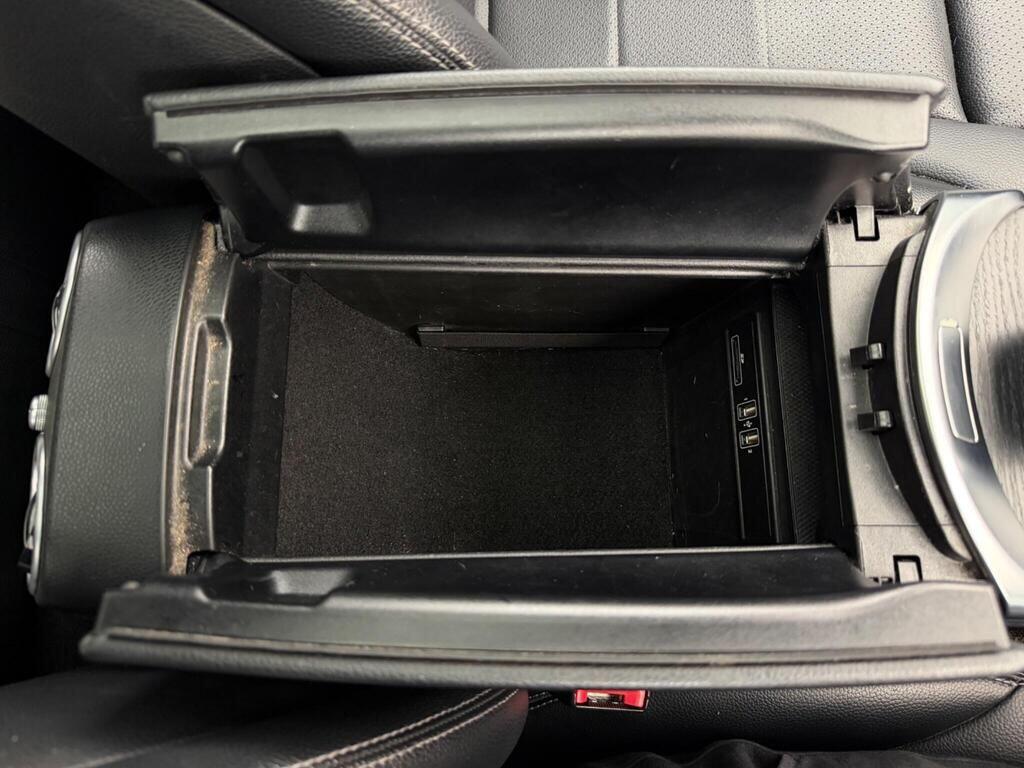 Mercedes-Benz GLC view 47