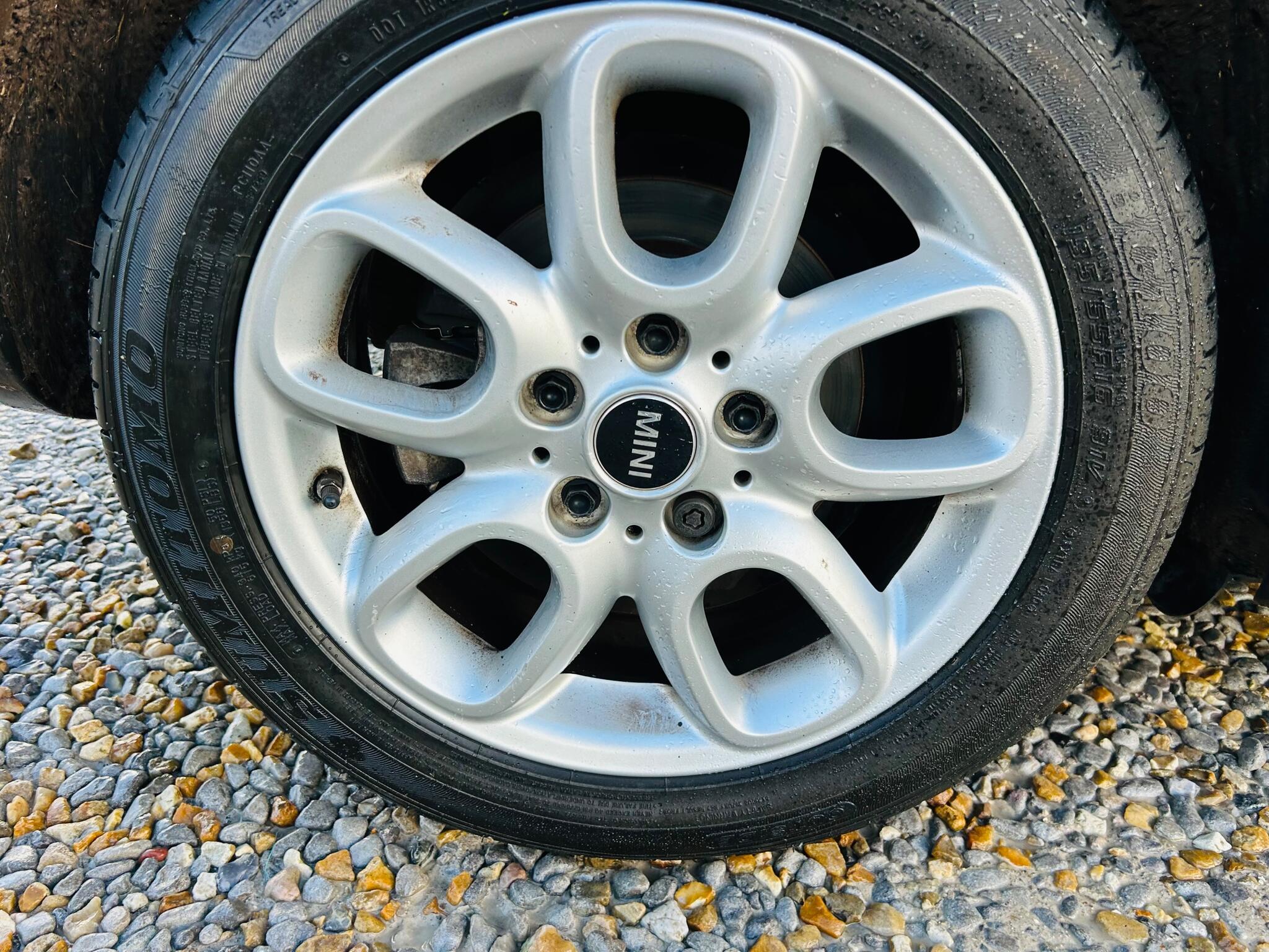 MINI Hatch view 2