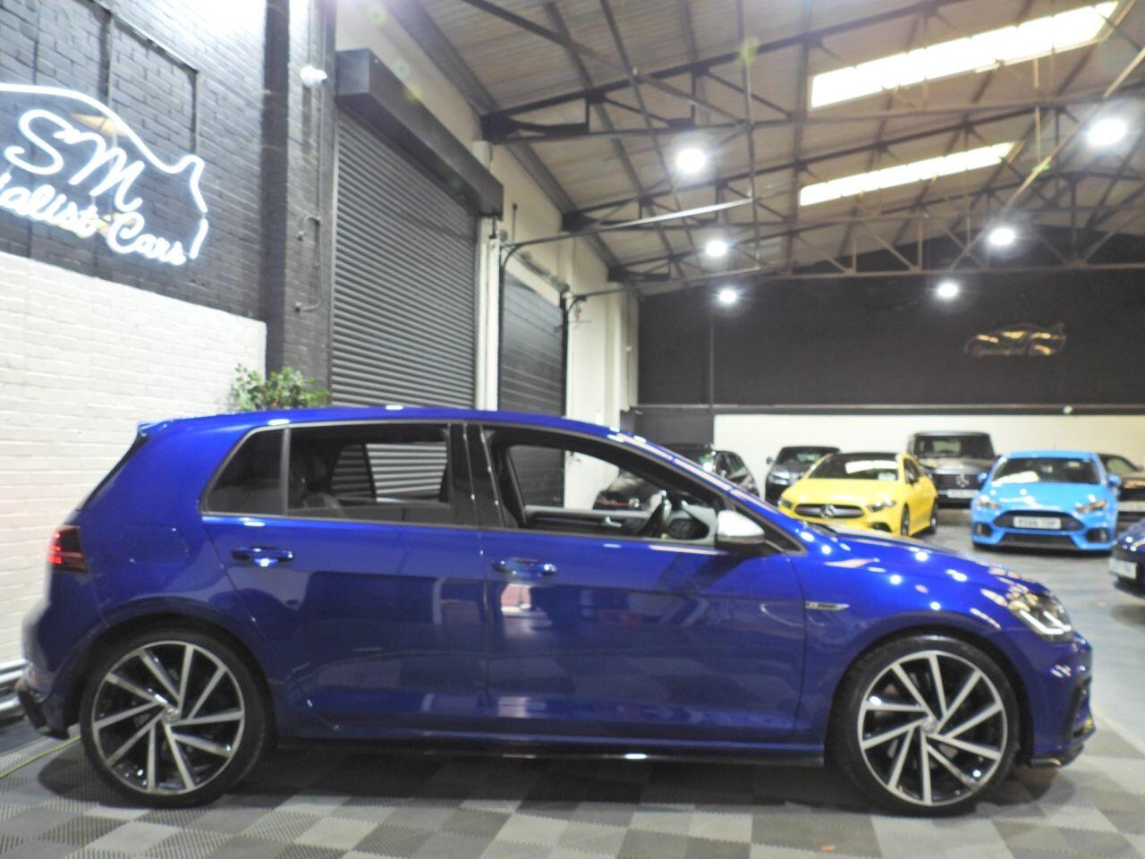Volkswagen Golf view 12