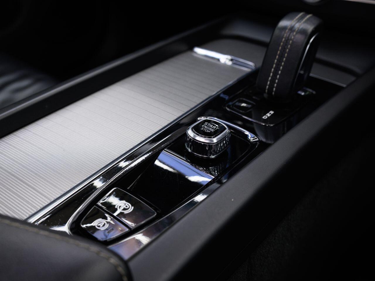 Volvo XC60 view 49