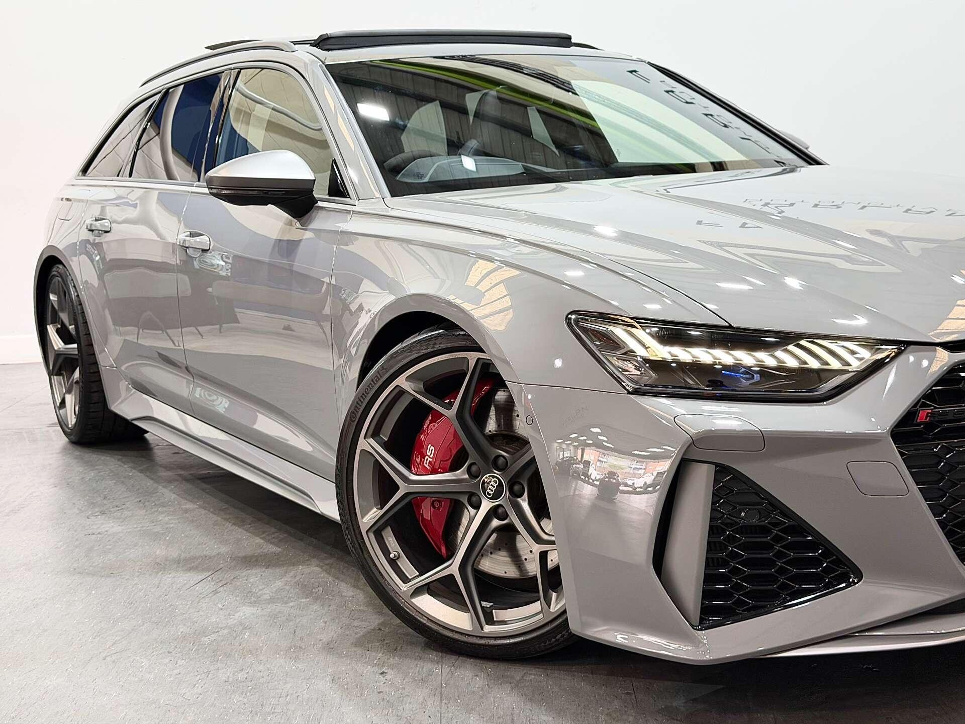 Audi RS6 view 8