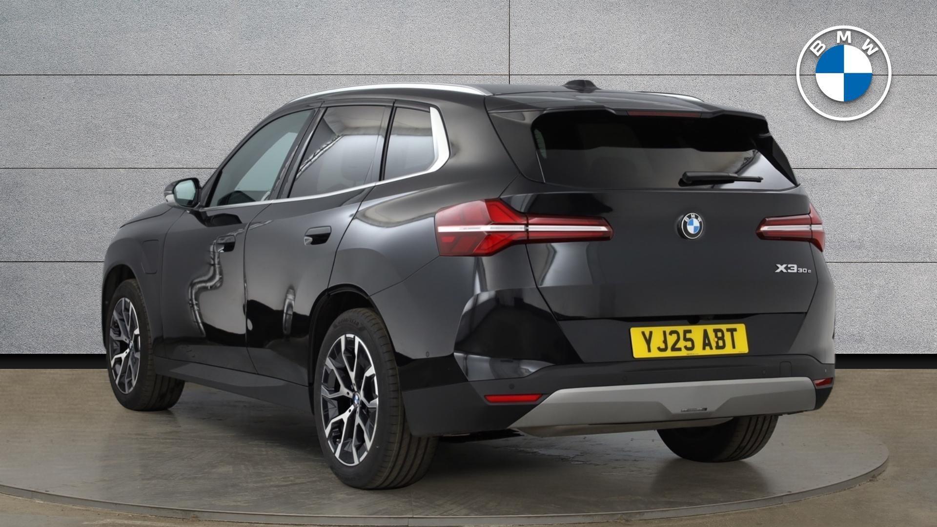 BMW X3 view 2