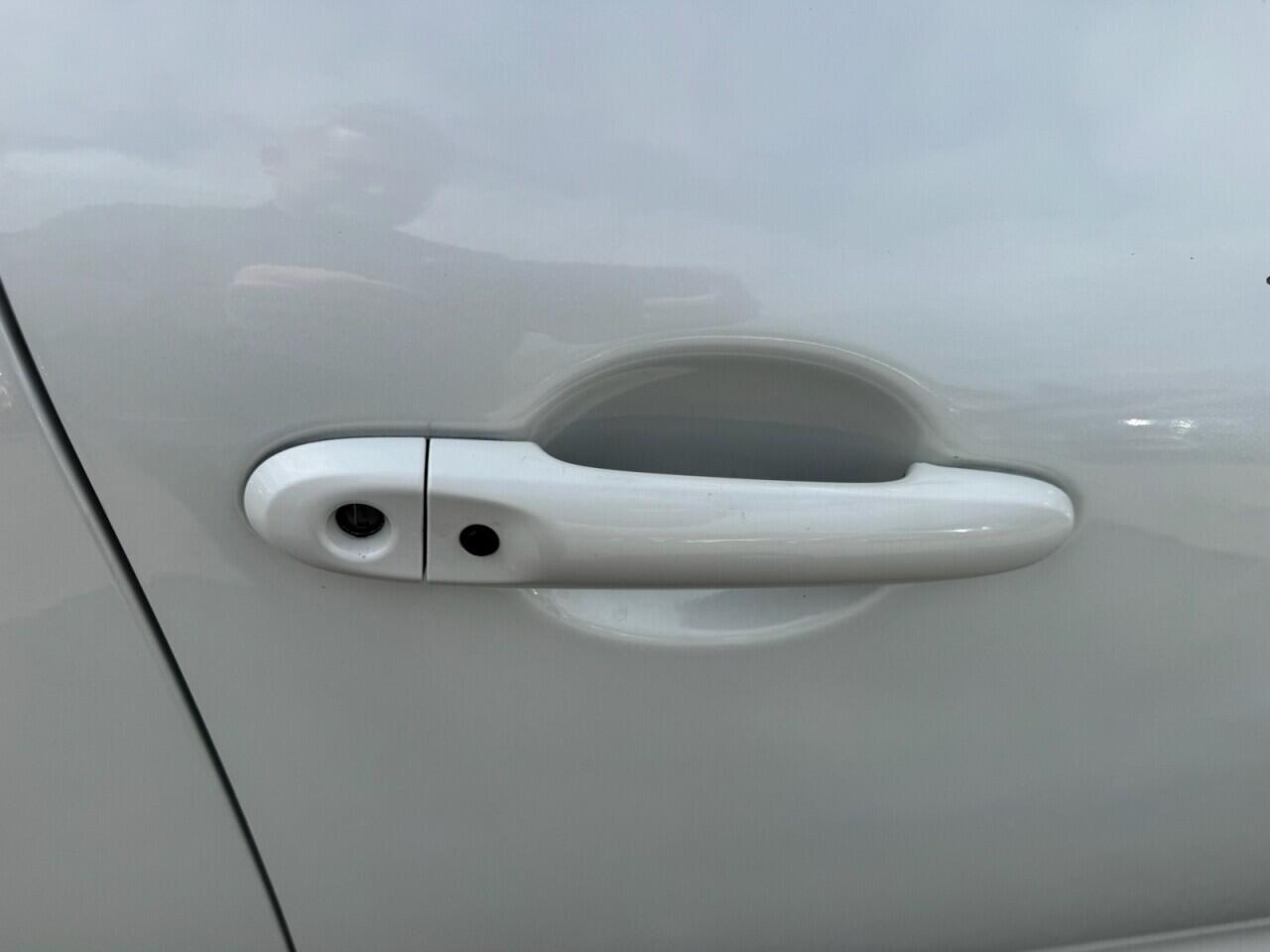 Nissan Juke view 23