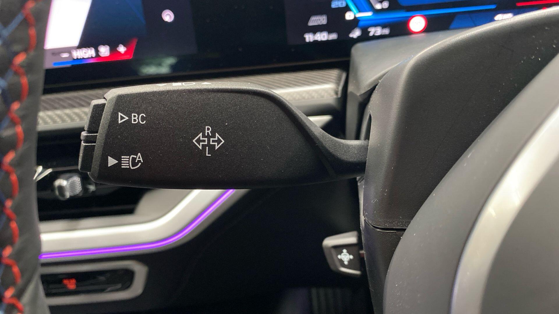 BMW XM view 22
