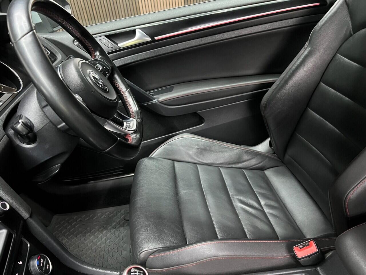 Volkswagen Golf view 28
