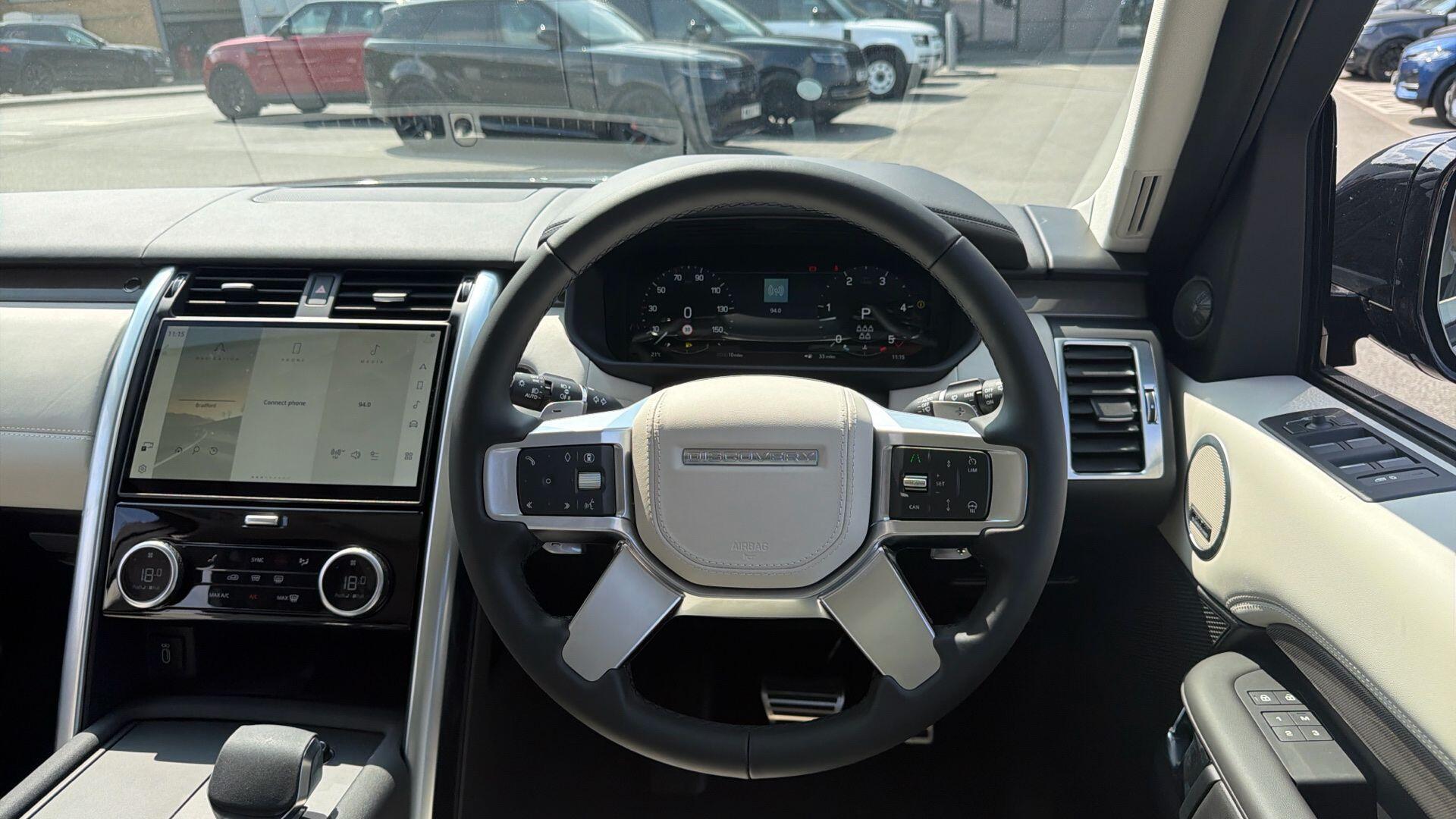 Land Rover Discovery view 37