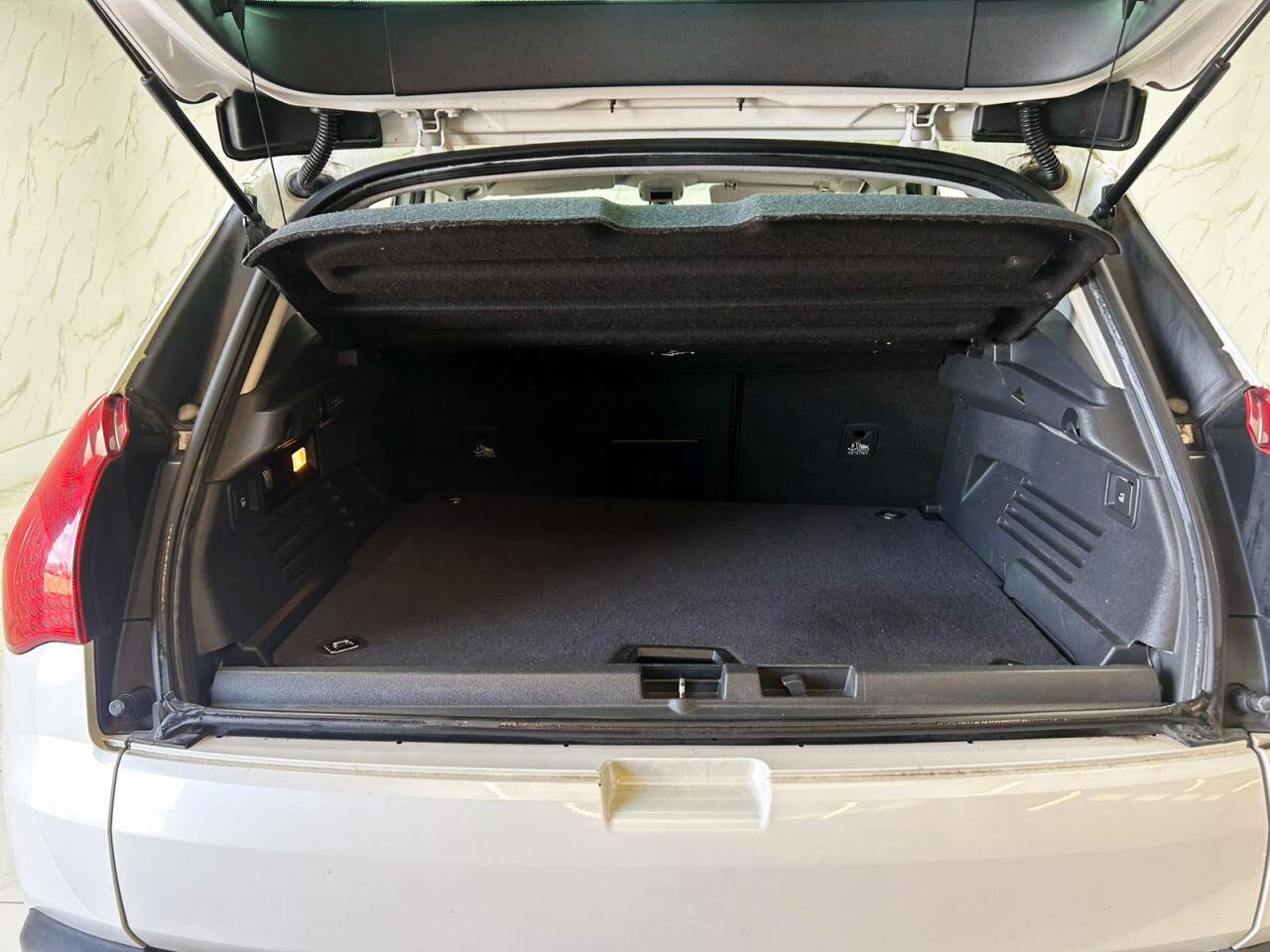 Peugeot 3008 view 23