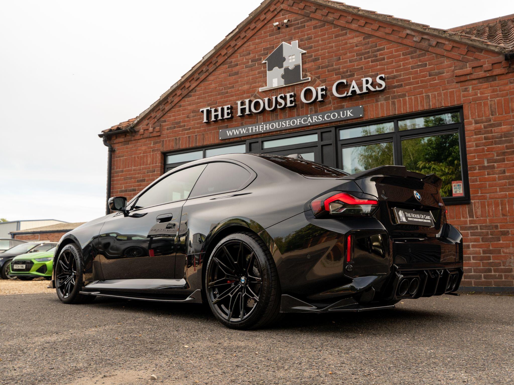BMW M2 view 12