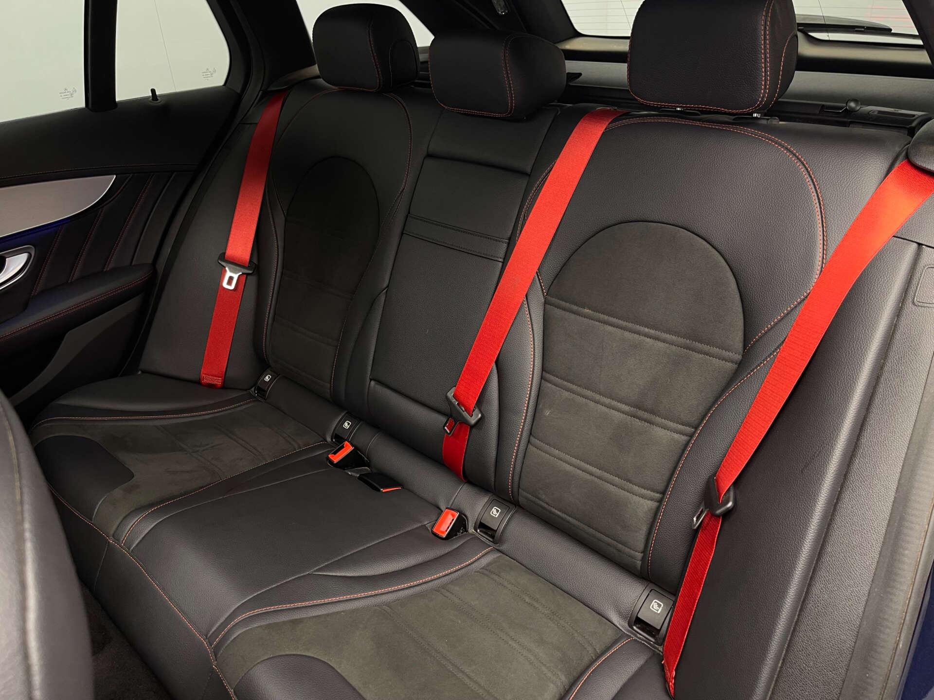 Mercedes-Benz C Class view 39