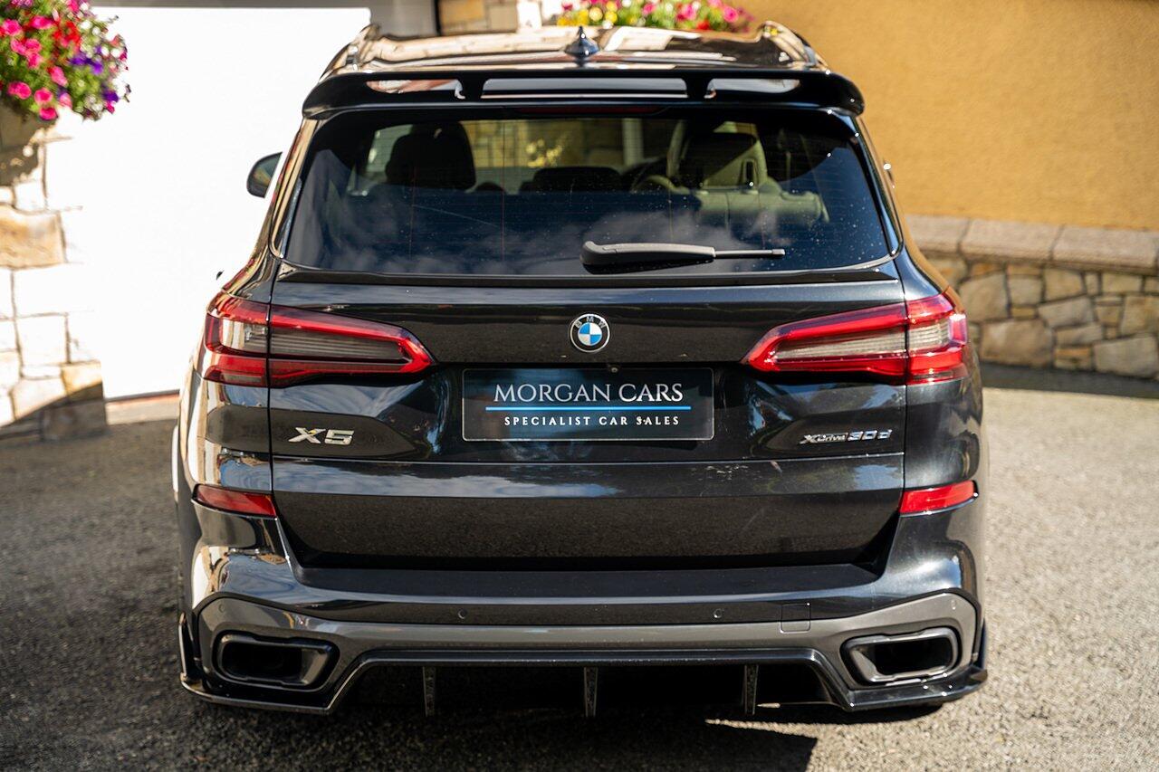 BMW X5 view 14