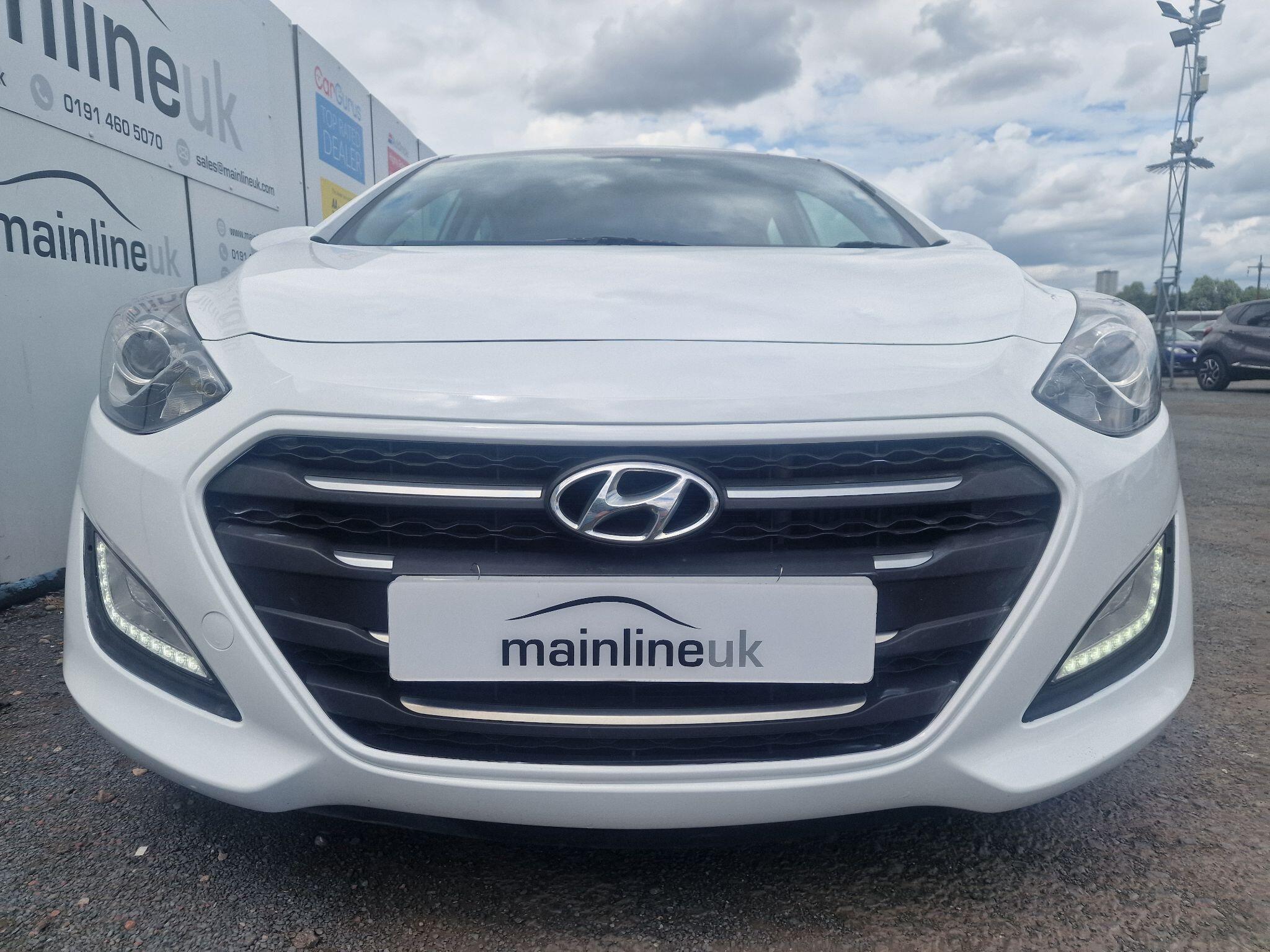 Hyundai I30 view 2