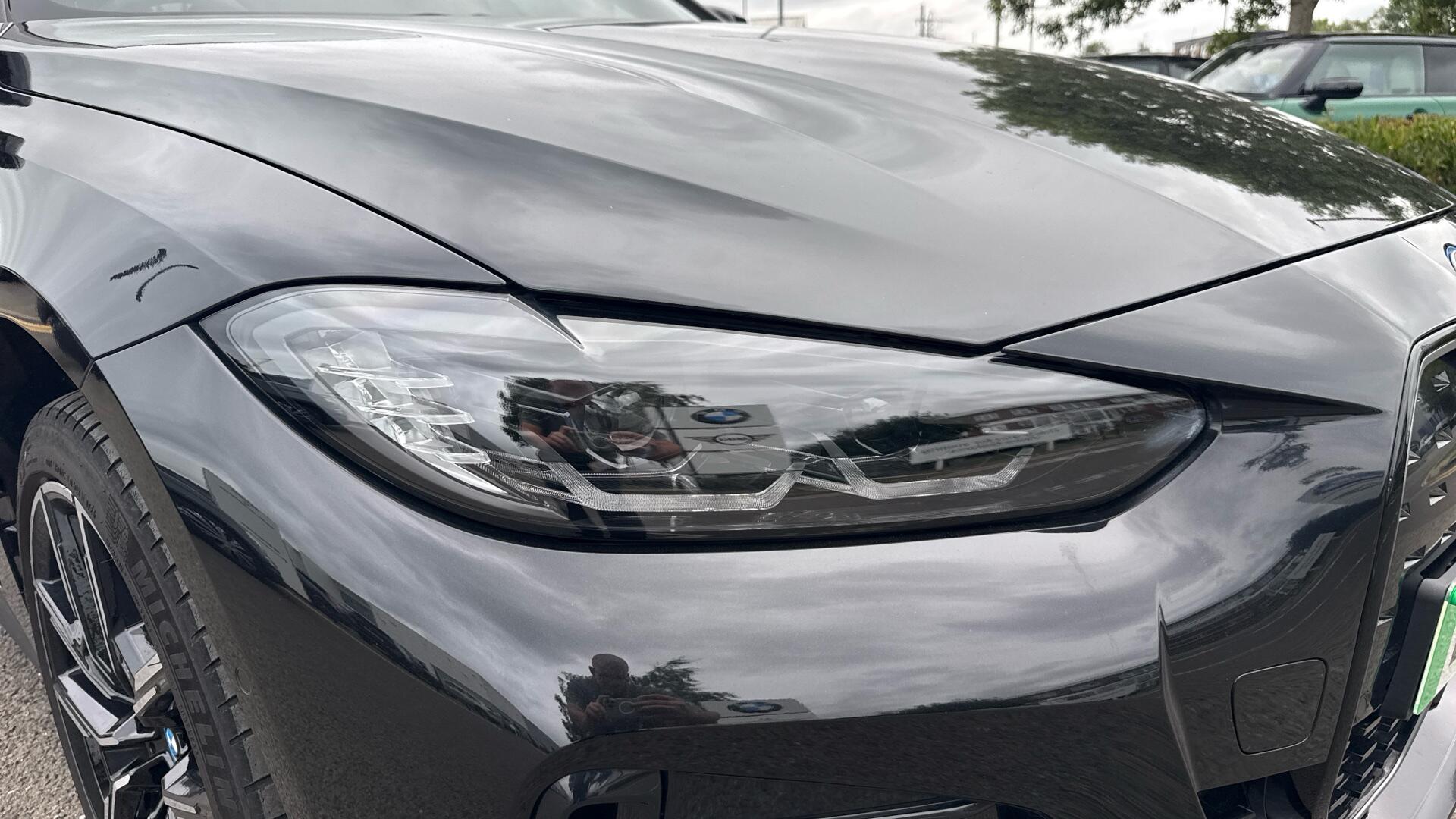 BMW i4 view 23