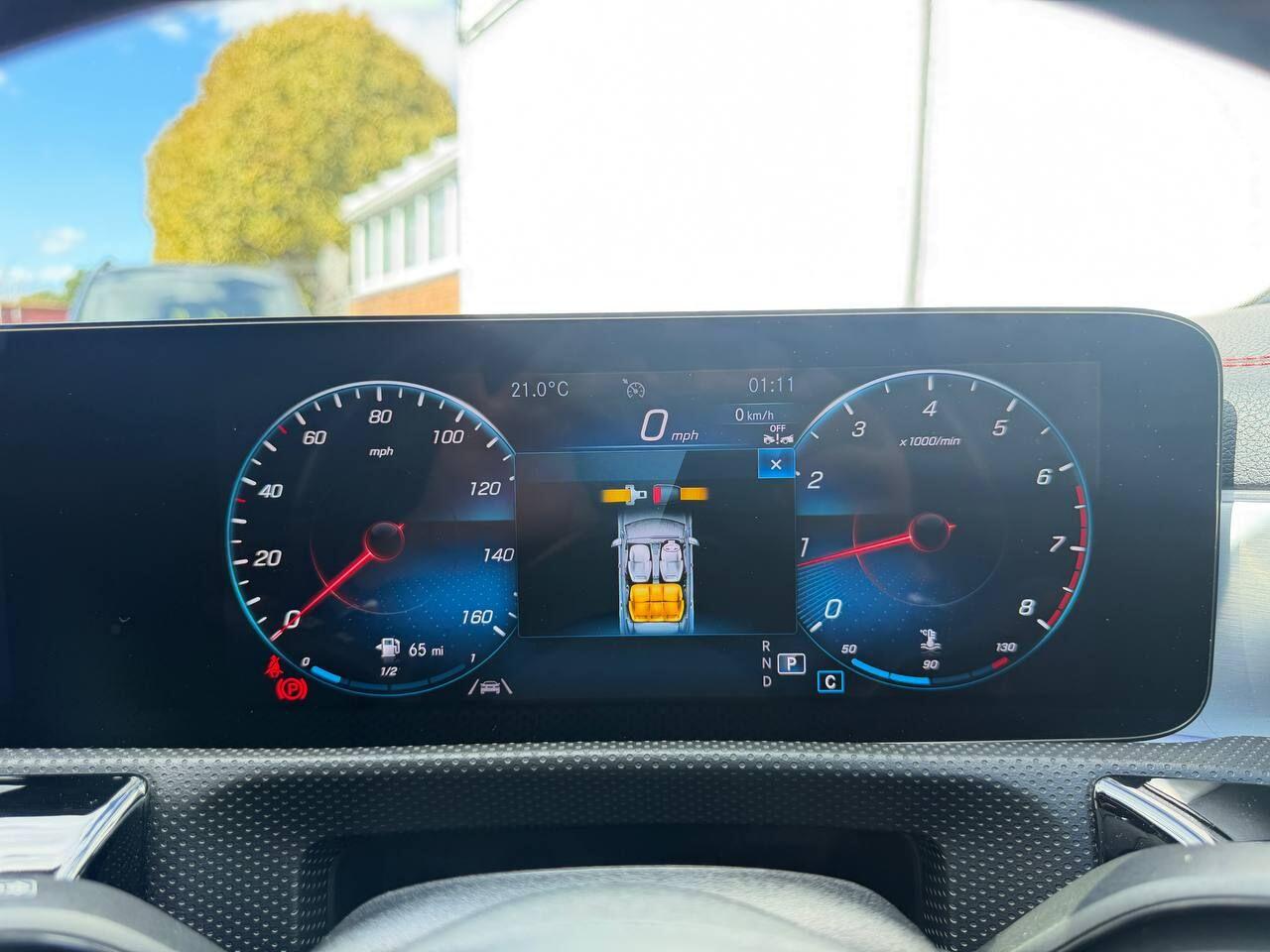 Mercedes-Benz Cla view 40