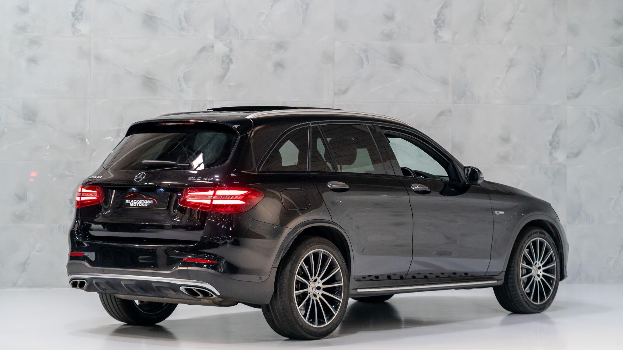 Mercedes-Benz GLC view 8