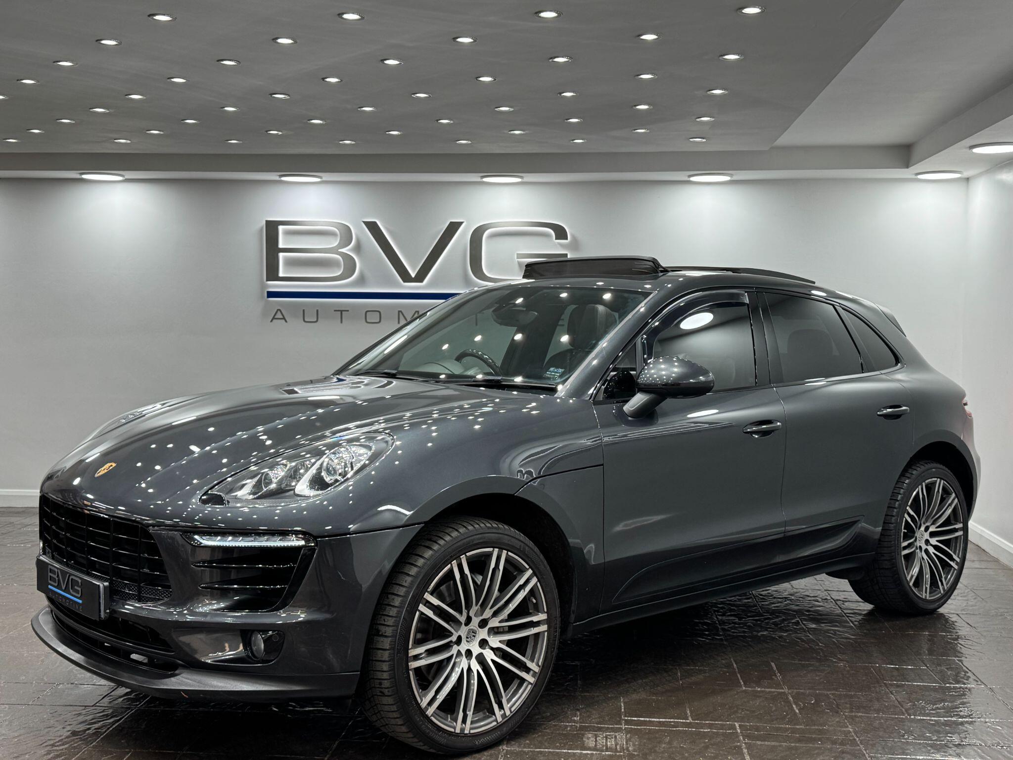 Porsche Macan view 5