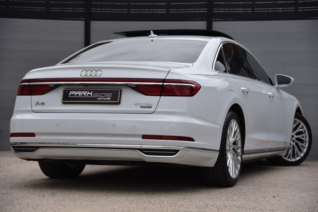Audi A8 view 9