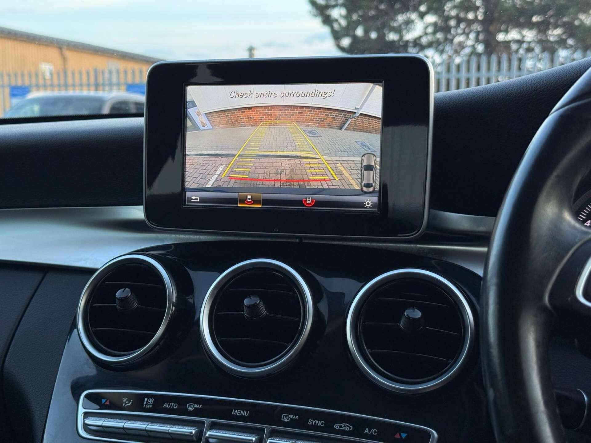 Mercedes-Benz C Class view 73