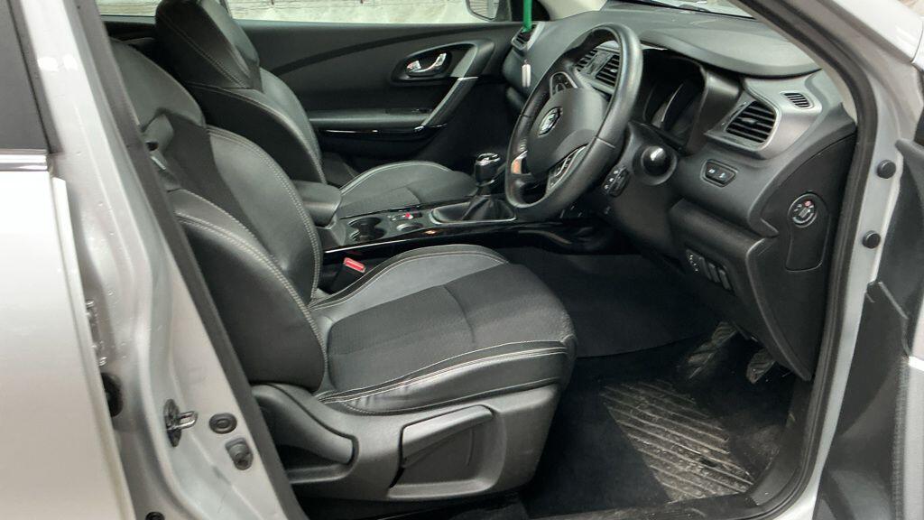 Renault Kadjar view 2