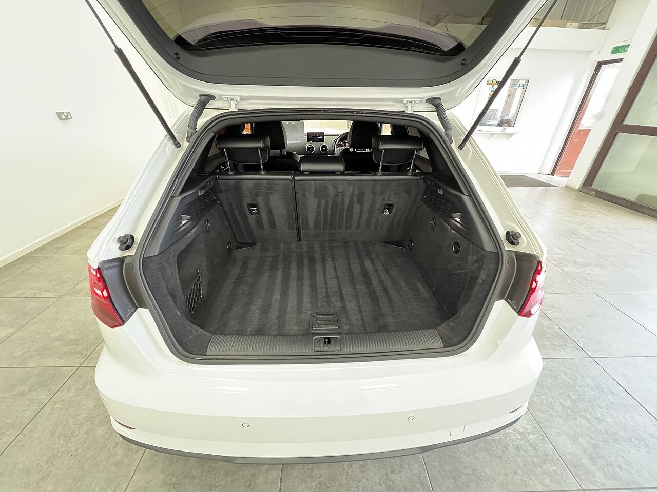 Audi A3 view 16