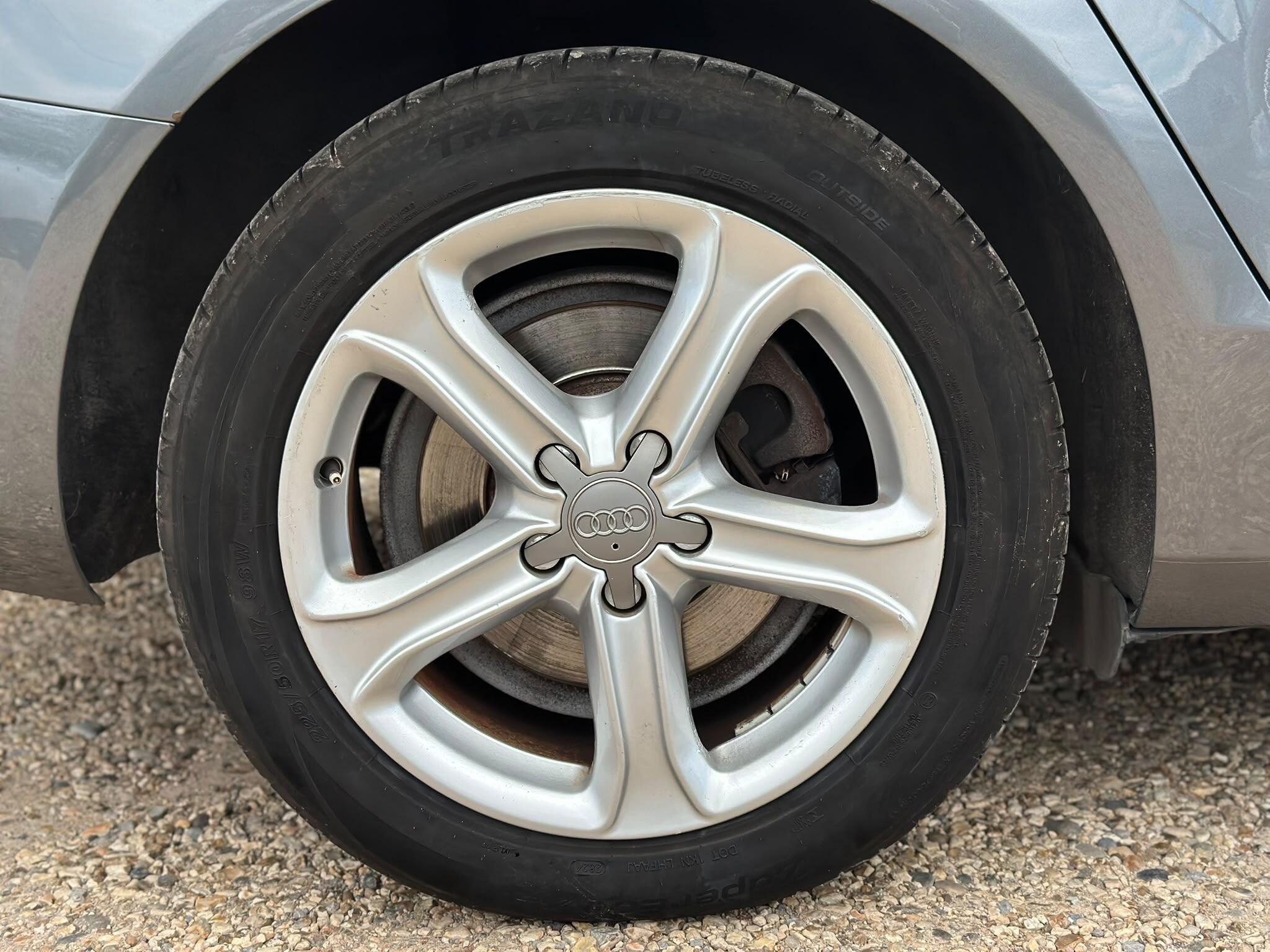 Audi A4 view 60
