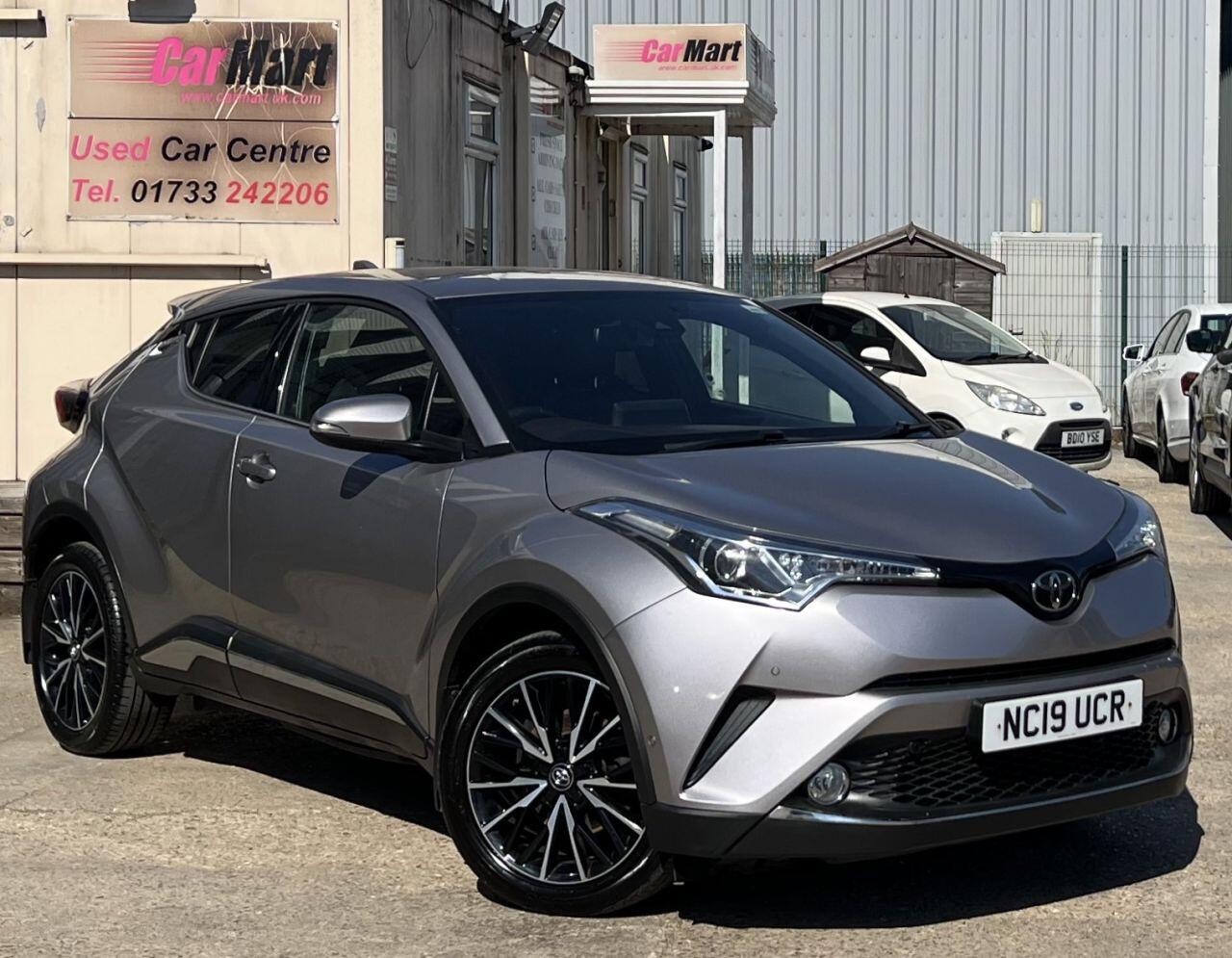 Toyota C-HR main image