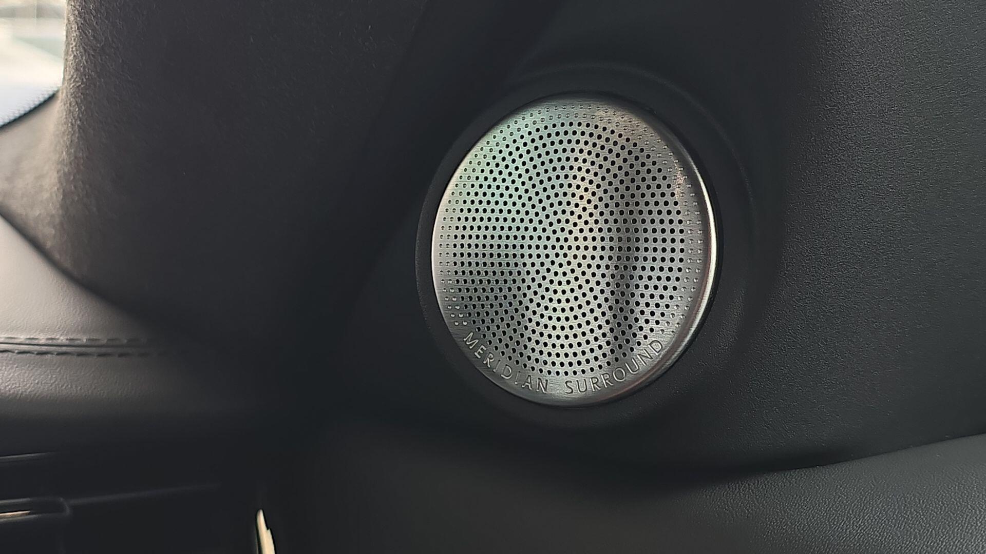 Land Rover Range Rover Evoque view 30