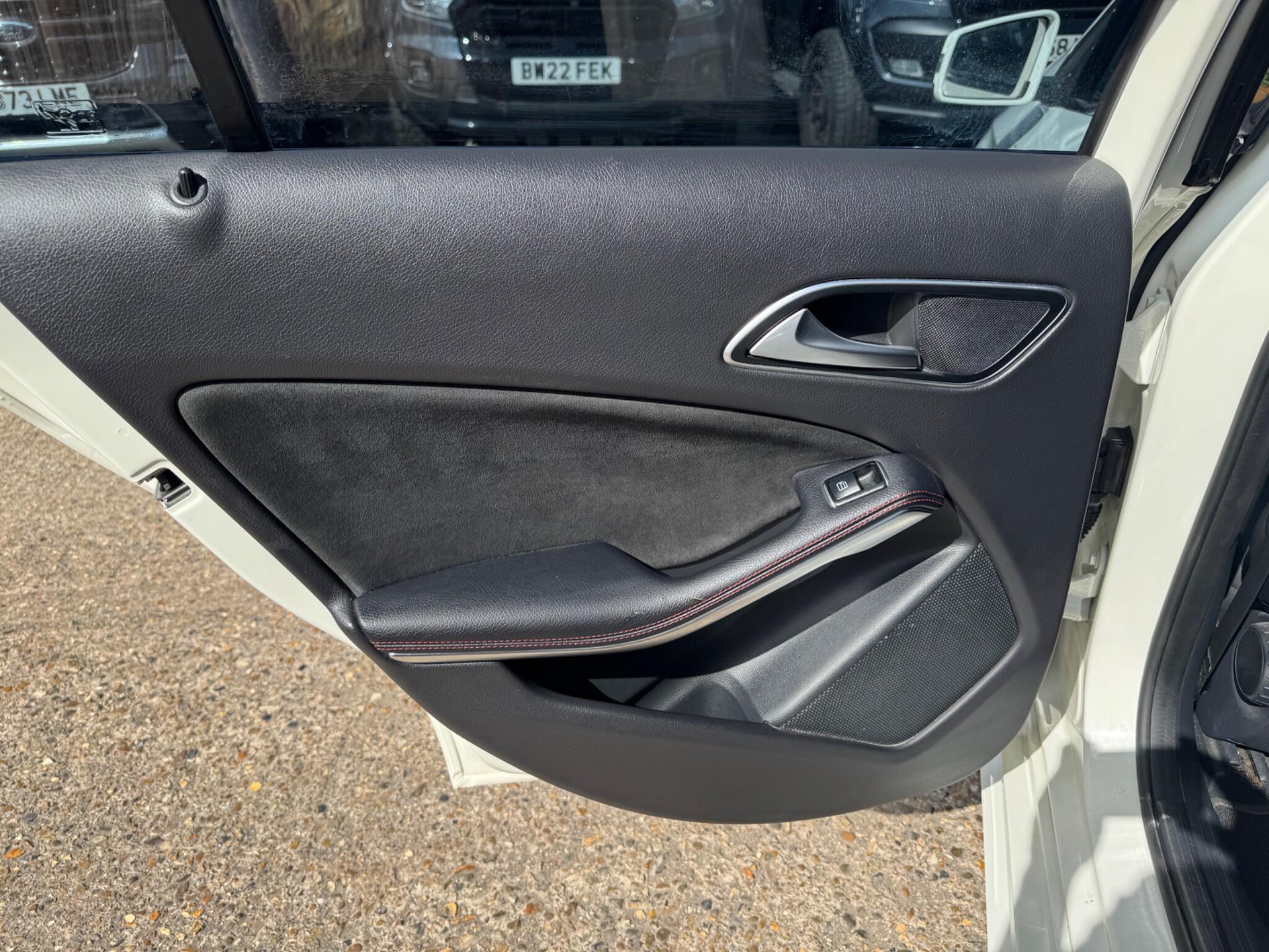 Mercedes-Benz A Class view 22
