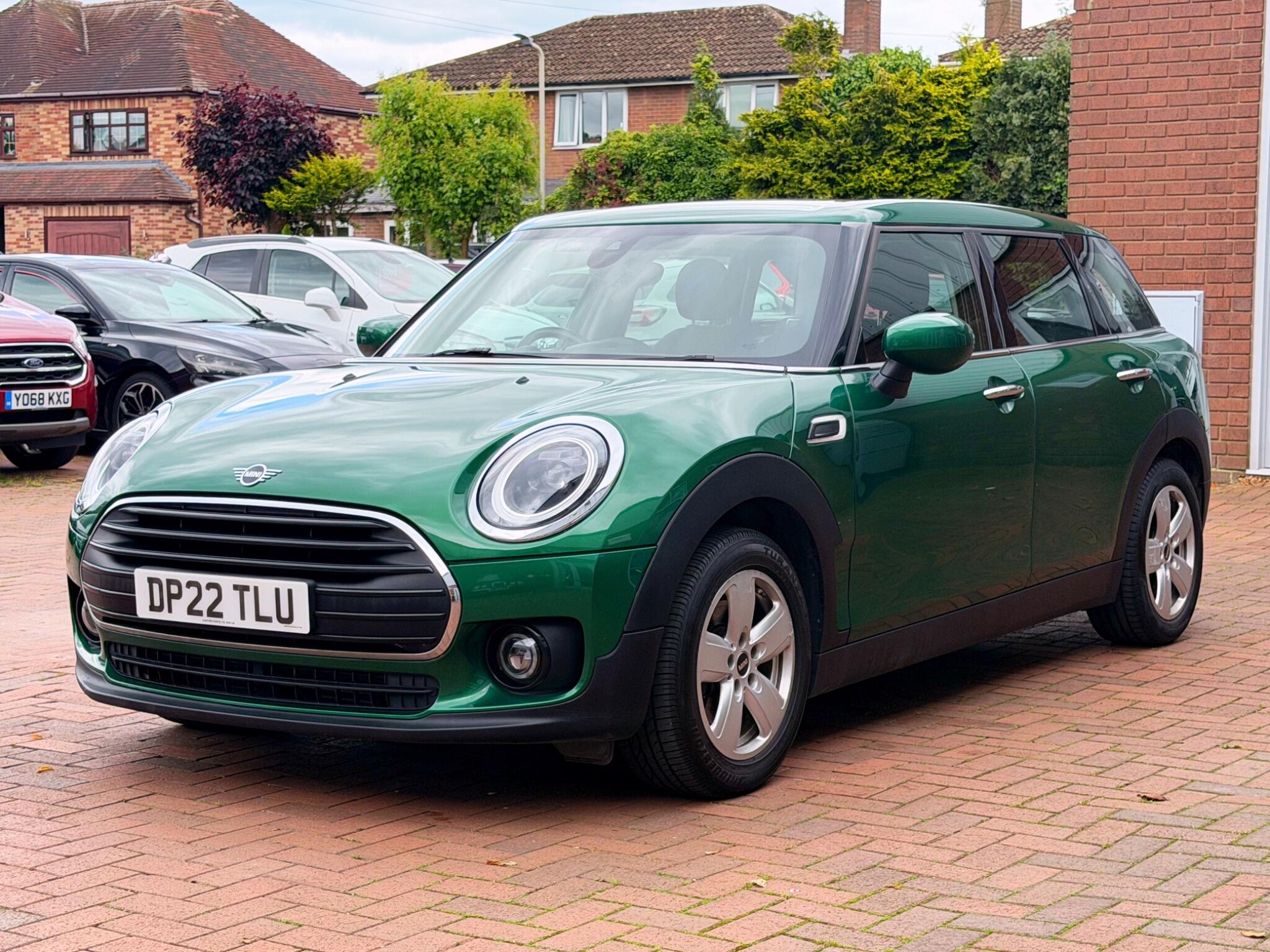 Mini Clubman view 35