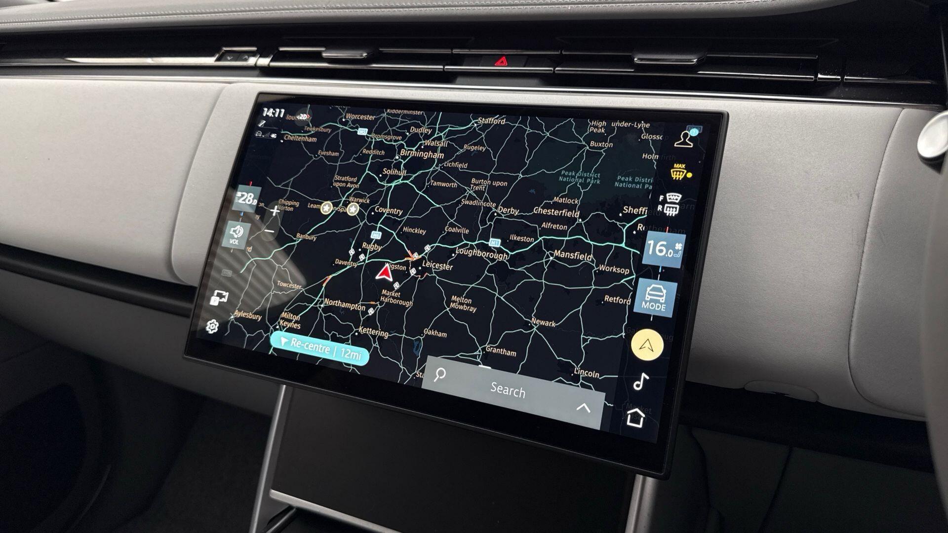 Land Rover Range Rover view 11