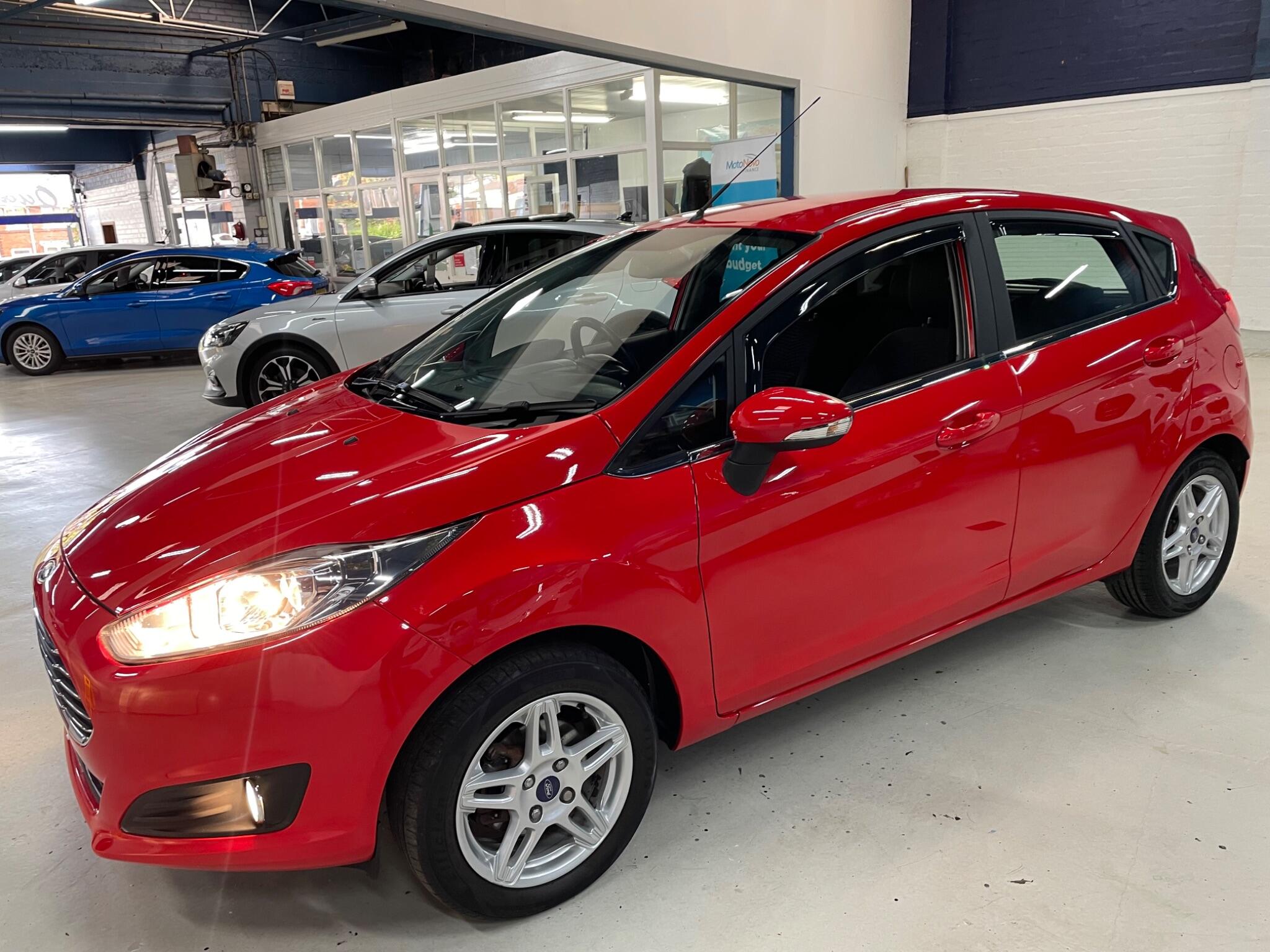 Ford Fiesta view 9
