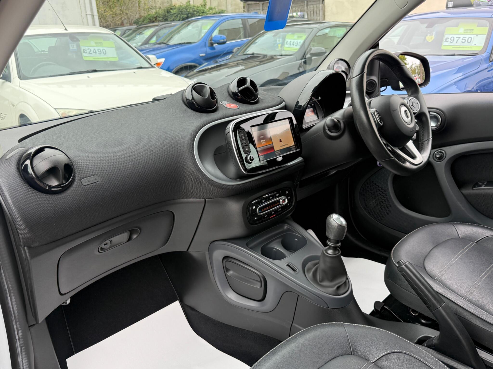 Smart fortwo - Image 29