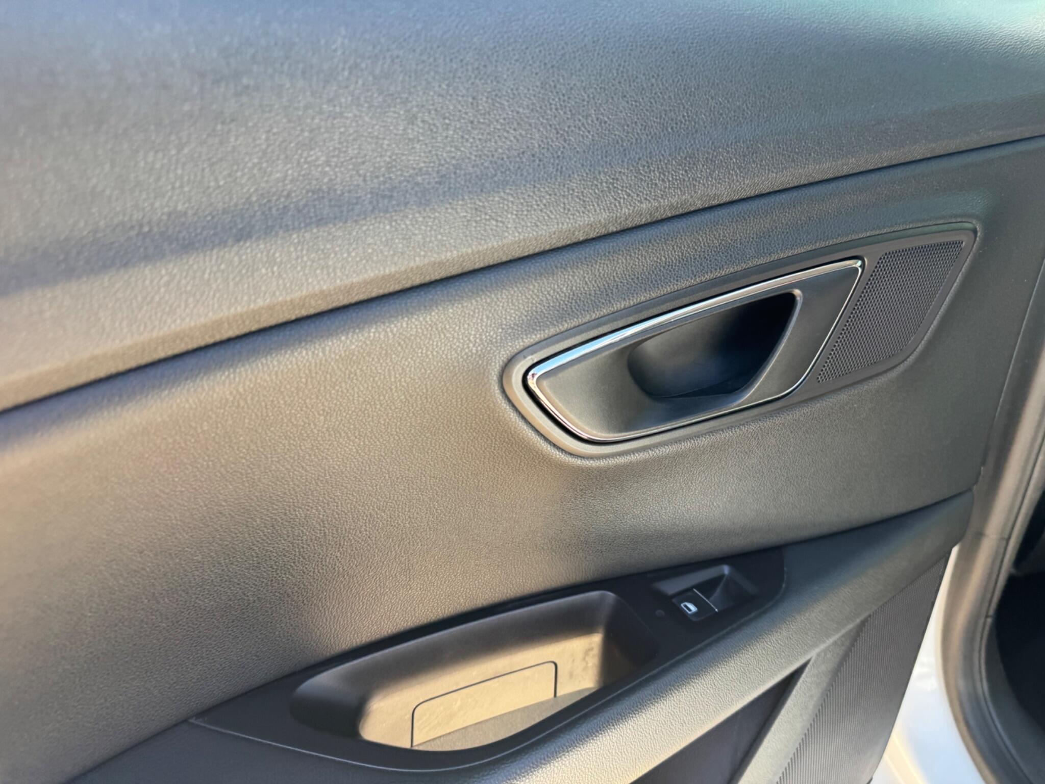 Seat Leon Leon view 46