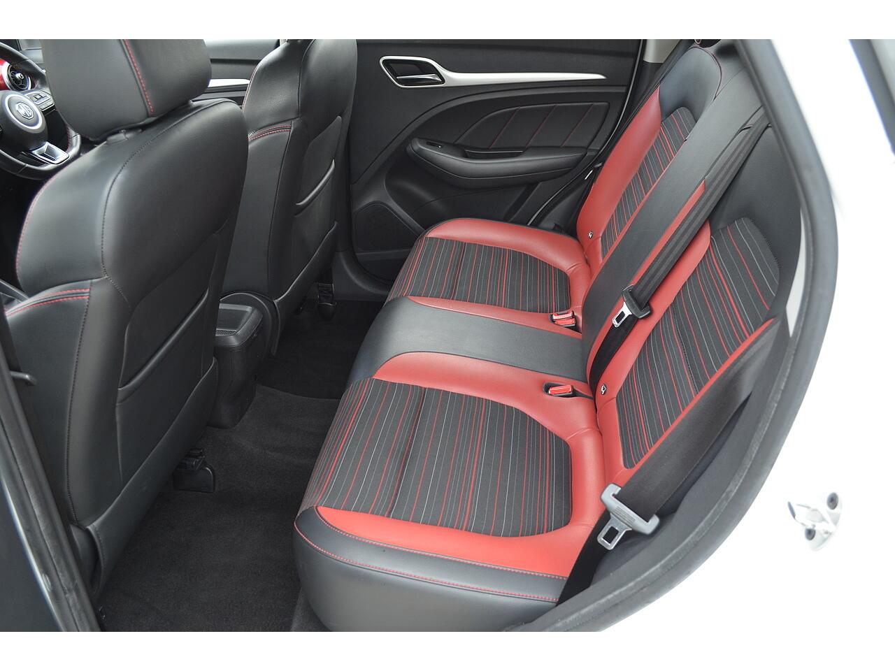 MG ZS view 22