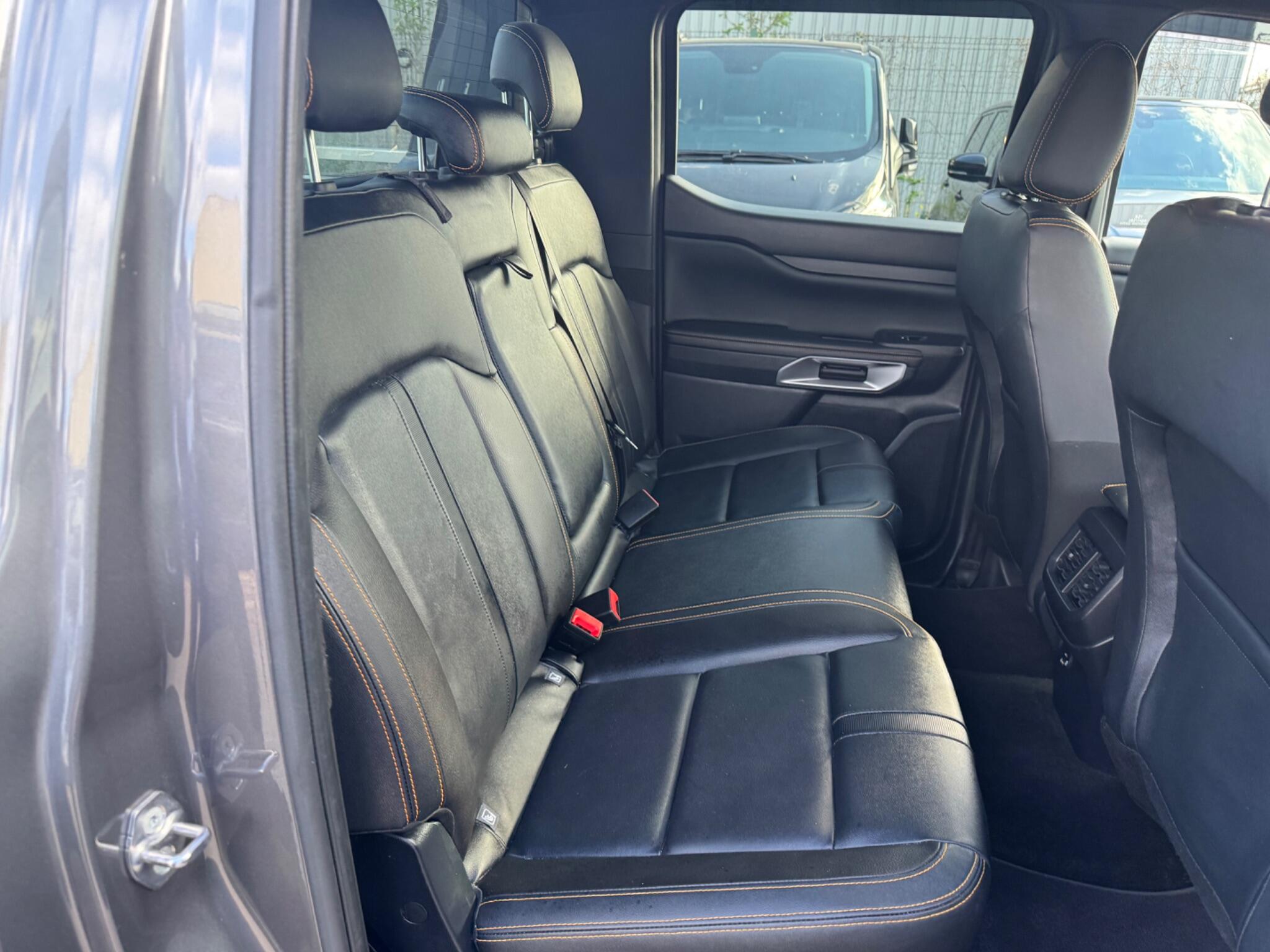 Ford Ranger view 38