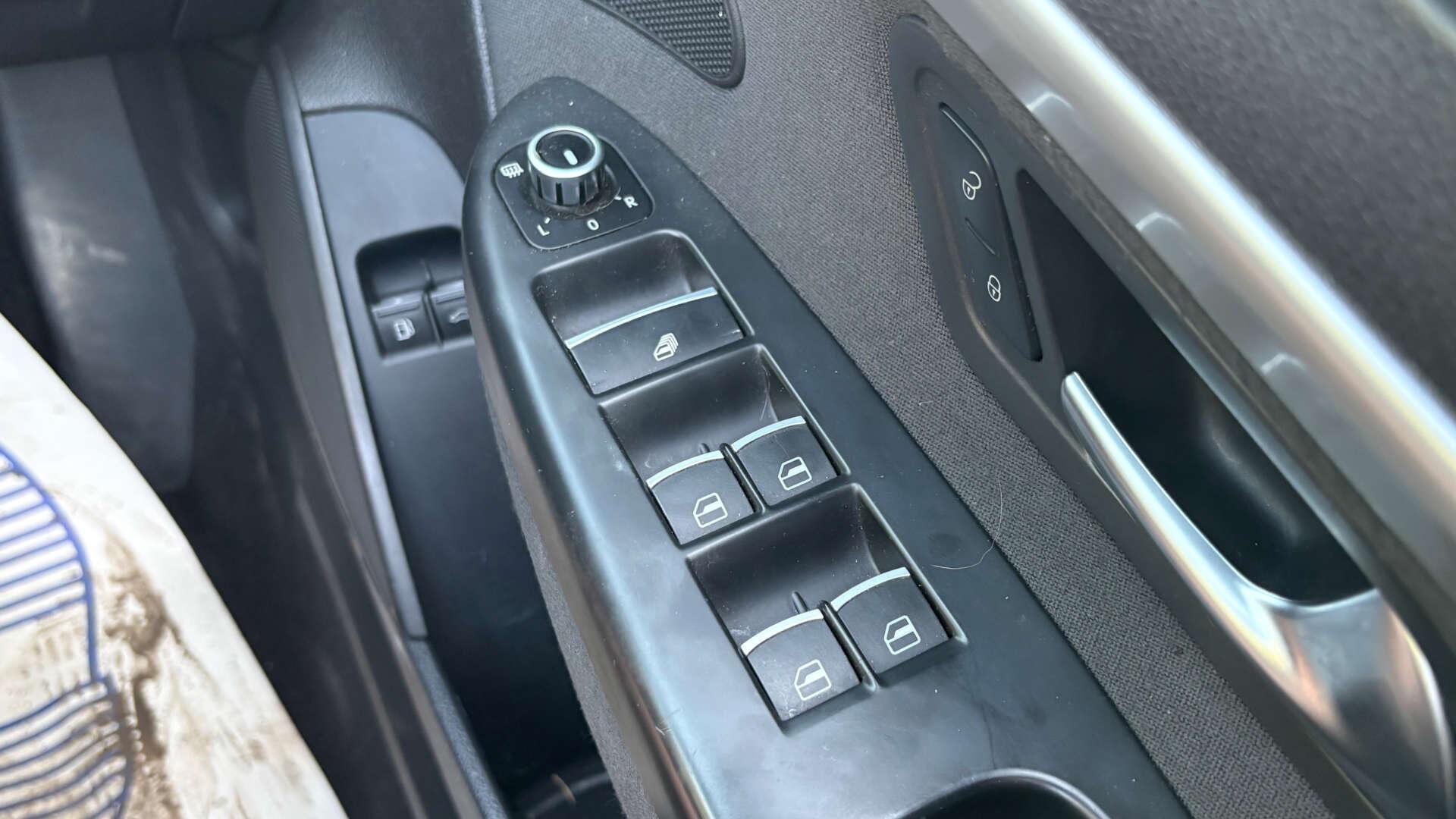 Volkswagen Eos view 24