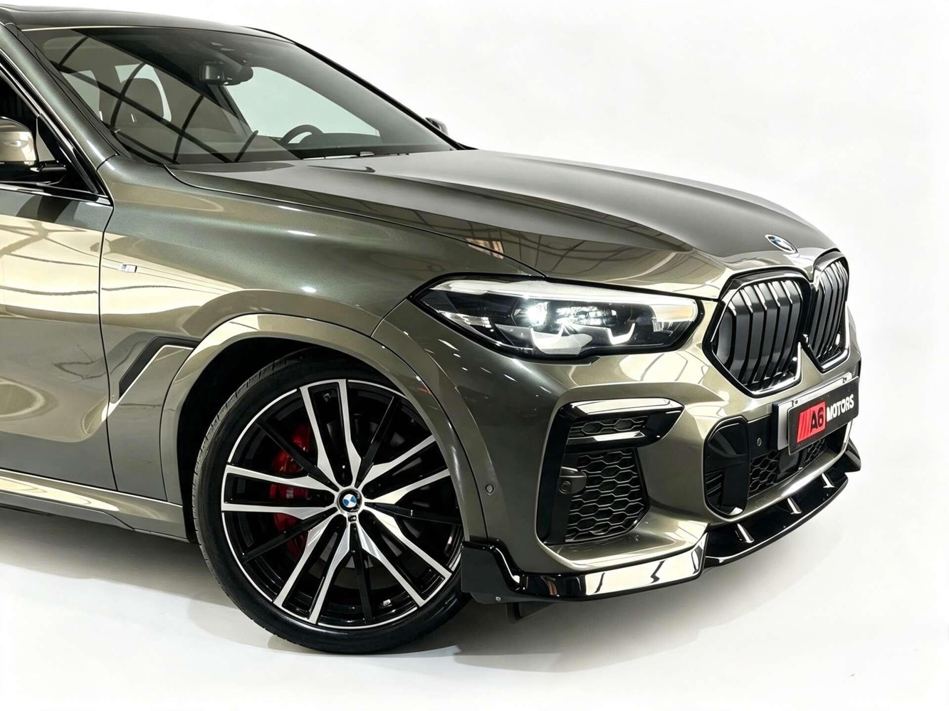 BMW X6 view 5