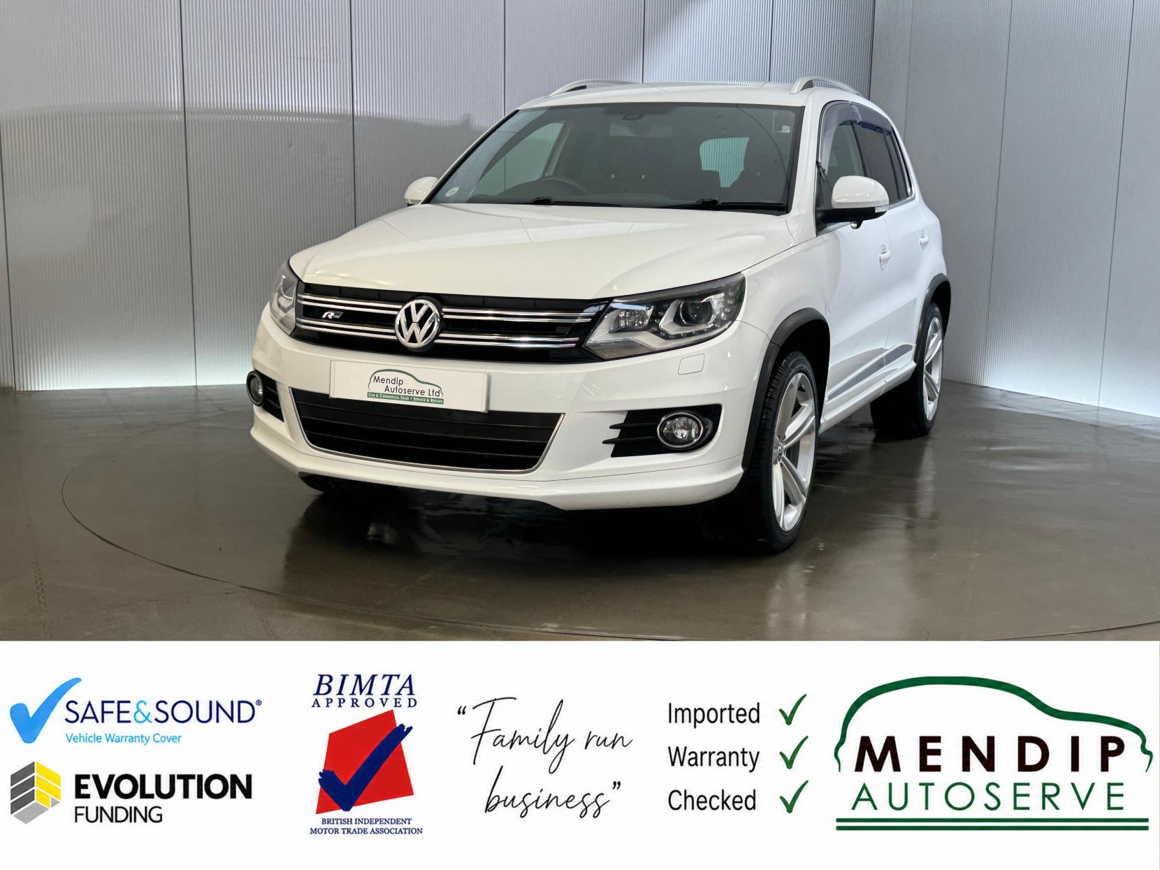 Volkswagen Tiguan view 3