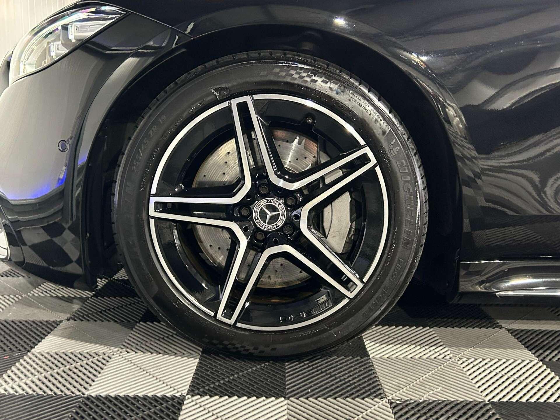 Mercedes-Benz S Class view 44