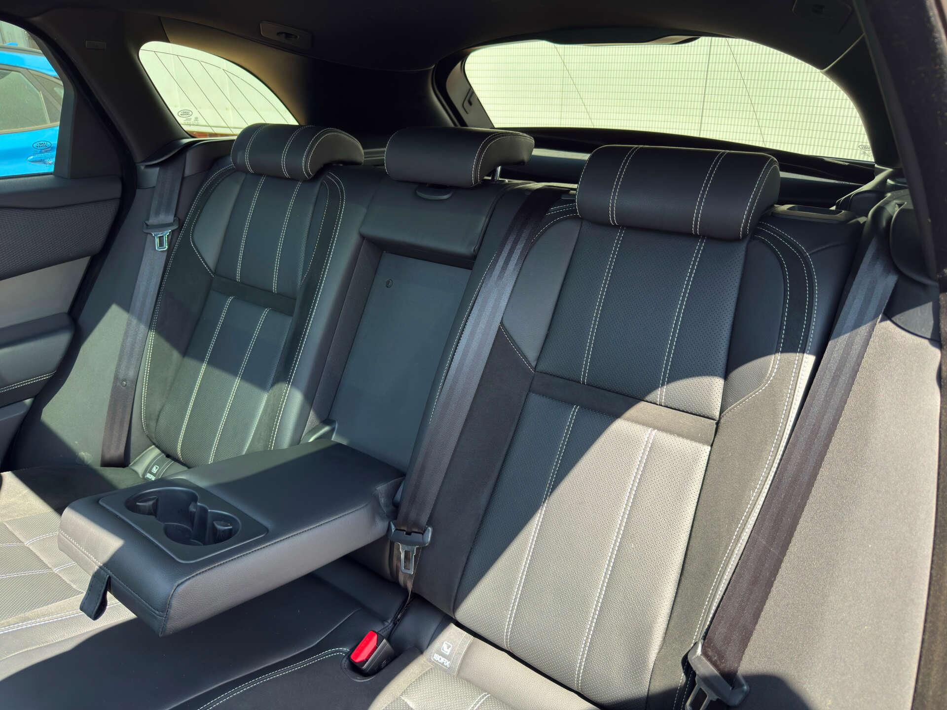 Land Rover Range Rover Velar view 41