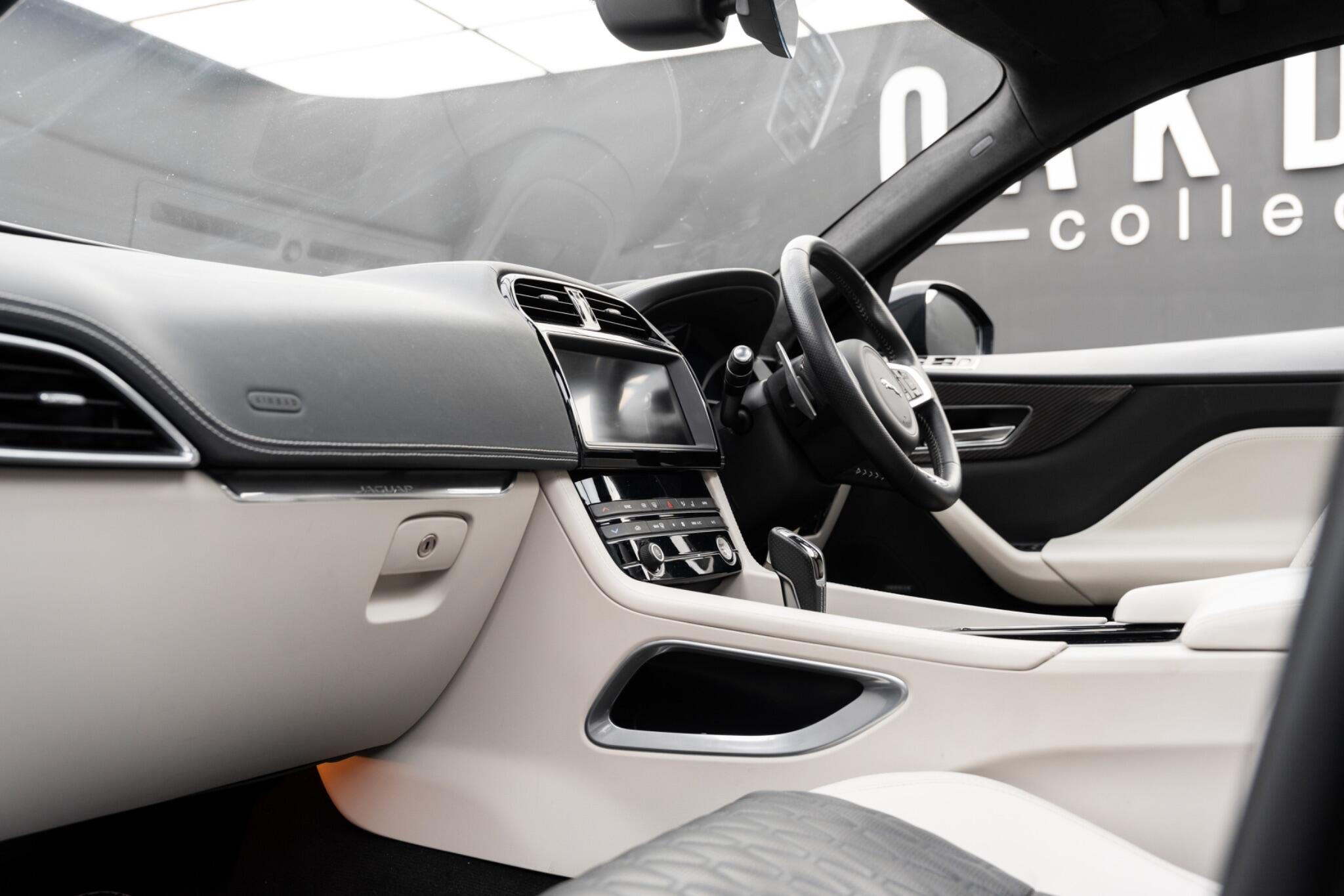 Jaguar F-Pace view 42