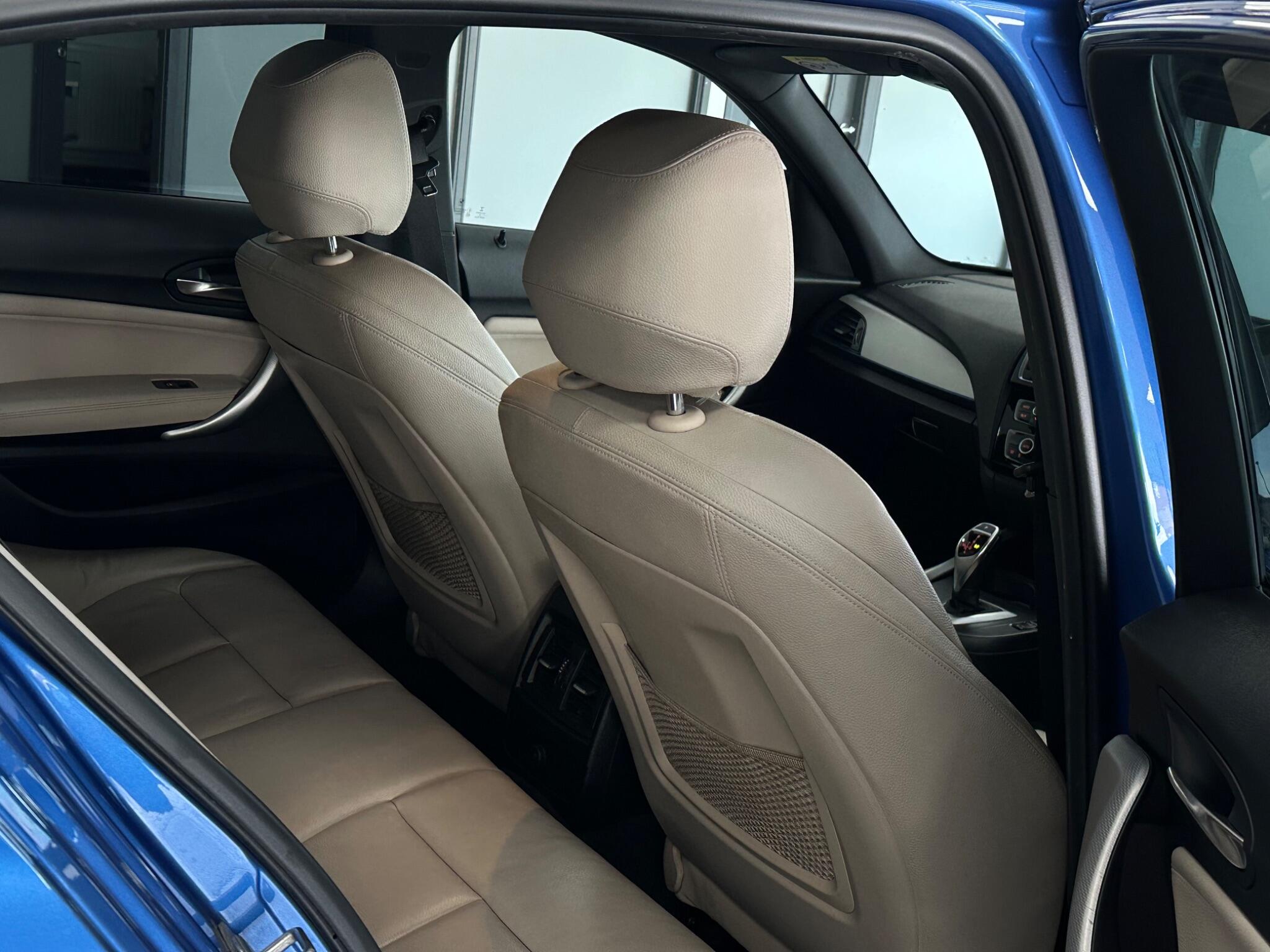 BMW 1 Series view 28